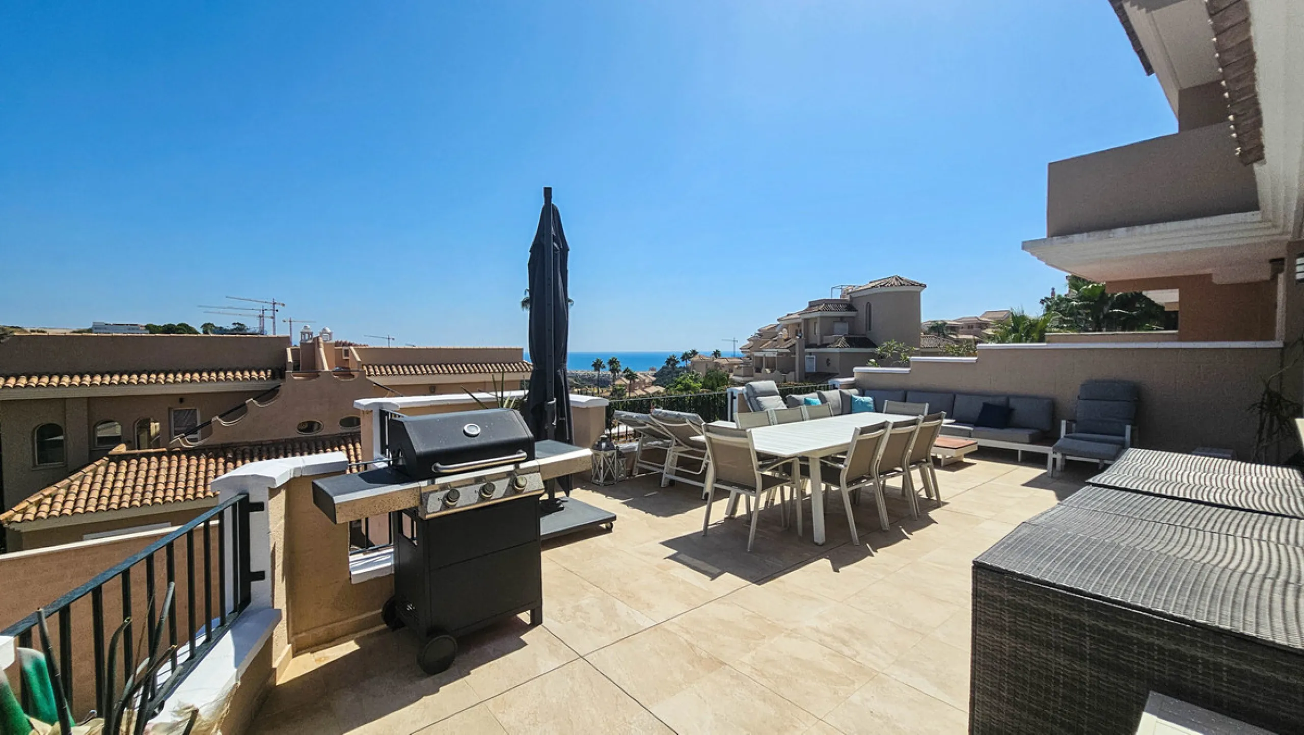 Experience luxury in this refurbished and modified semi-detached home featuring 4 bedrooms, 4 bathrooms, multiple terraces, and breathtaking panoramic views. Enjoy a private garden, private pool, and roof terrace with jacuzzi—all in a tranquil, private lo