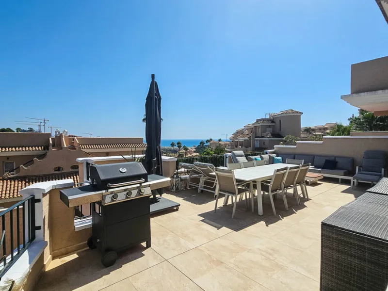 Experience luxury in this refurbished and modified semi-detached home featuring 4 bedrooms, 4 bathrooms, multiple terraces, and breathtaking panoramic views. Enjoy a private garden, private pool, and roof terrace with jacuzzi—all in a tranquil, private lo
