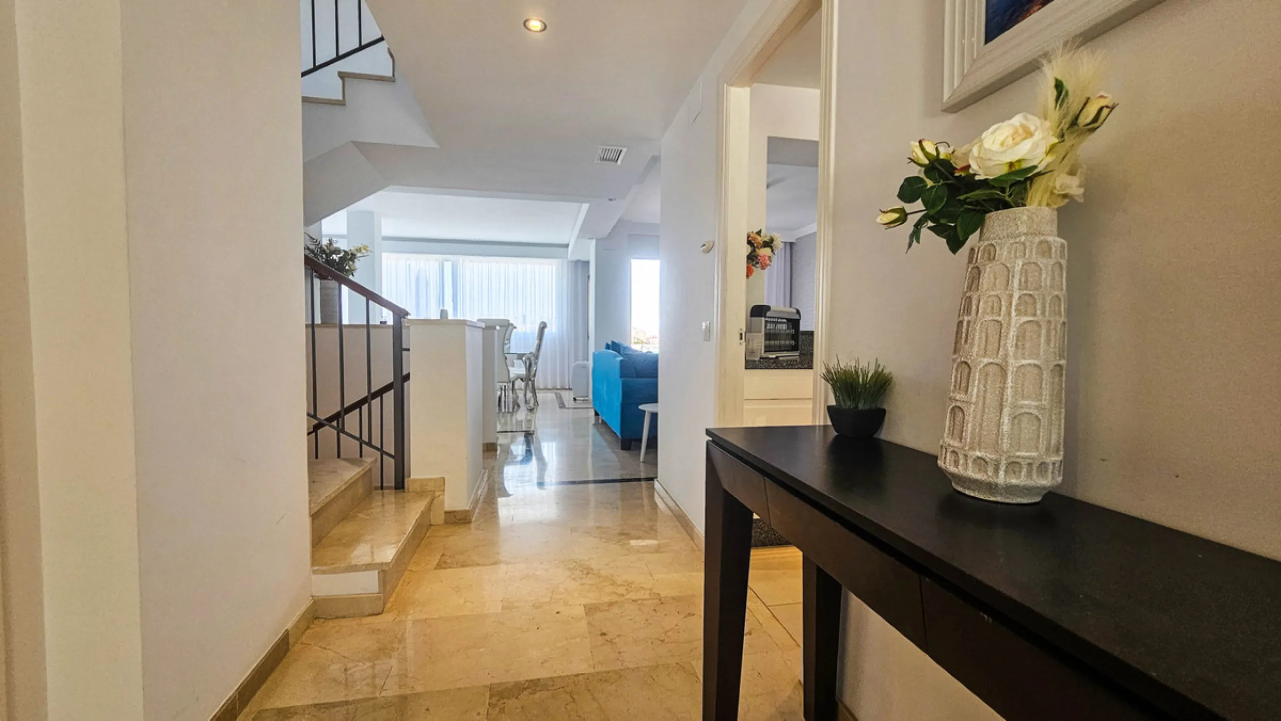 Experience luxury in this refurbished and modified semi-detached home featuring 4 bedrooms, 4 bathrooms, multiple terraces, and breathtaking panoramic views. Enjoy a private garden, private pool, and roof terrace with jacuzzi—all in a tranquil, private lo