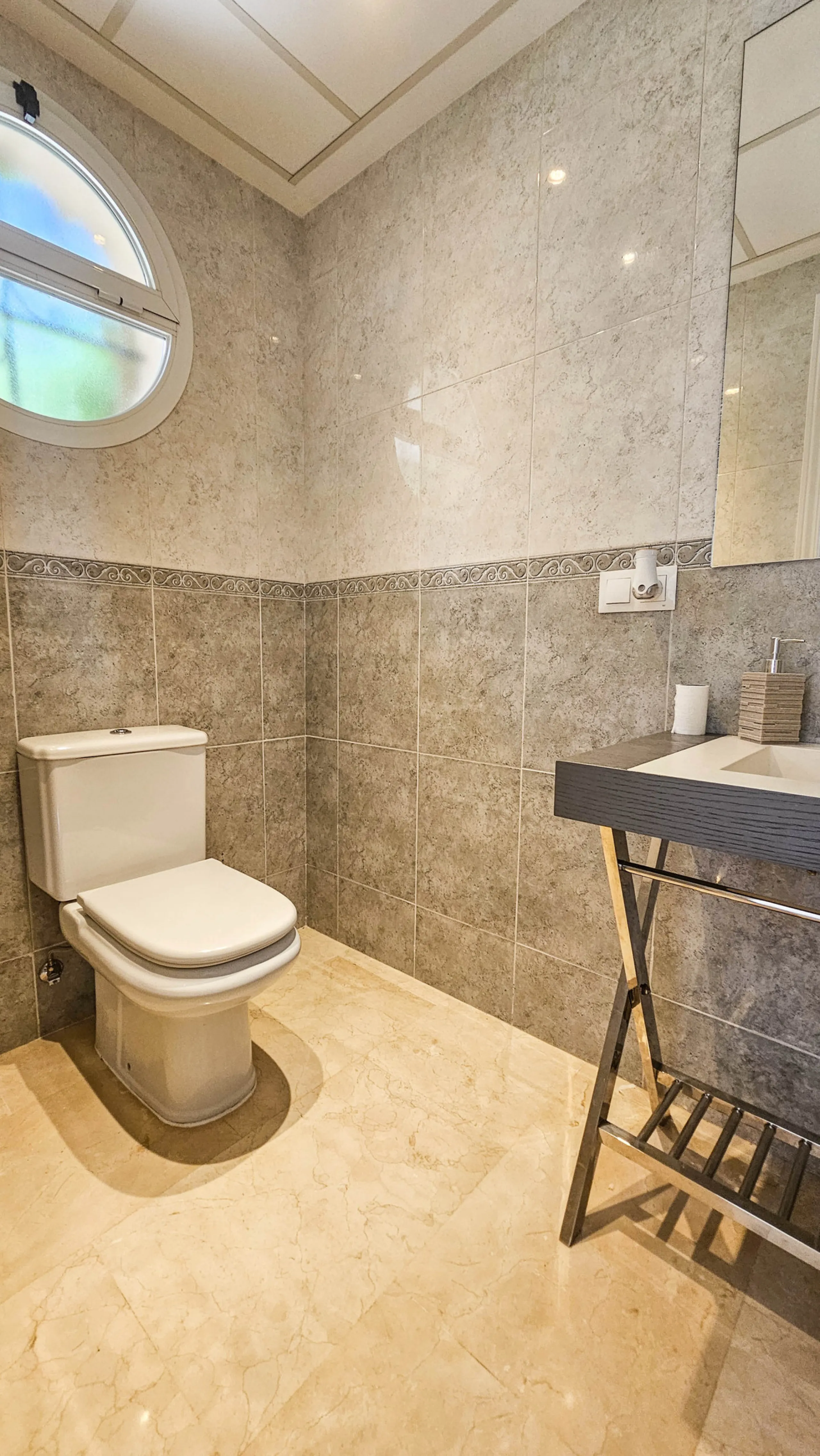 Experience luxury in this refurbished and modified semi-detached home featuring 4 bedrooms, 4 bathrooms, multiple terraces, and breathtaking panoramic views. Enjoy a private garden, private pool, and roof terrace with jacuzzi—all in a tranquil, private lo