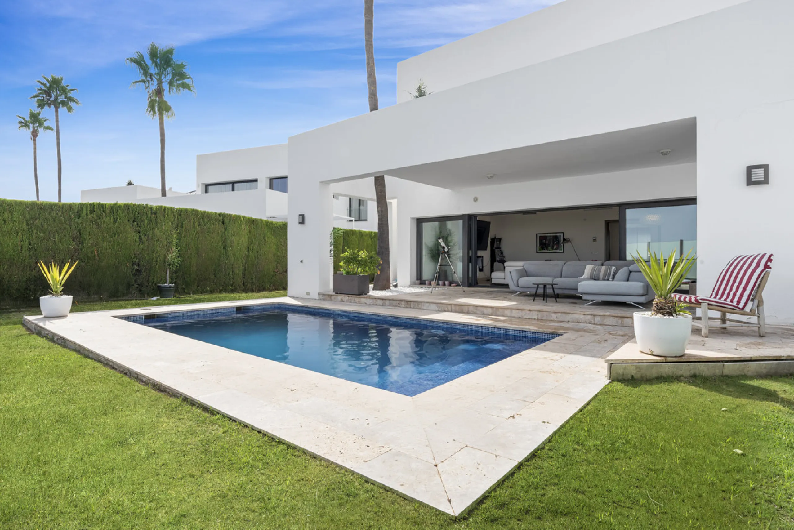 Set within the exclusive Atalaya Fairways community of Benahavís, this stunning contemporary villa offers a rare combination of elegance, privacy, and breathtaking views.