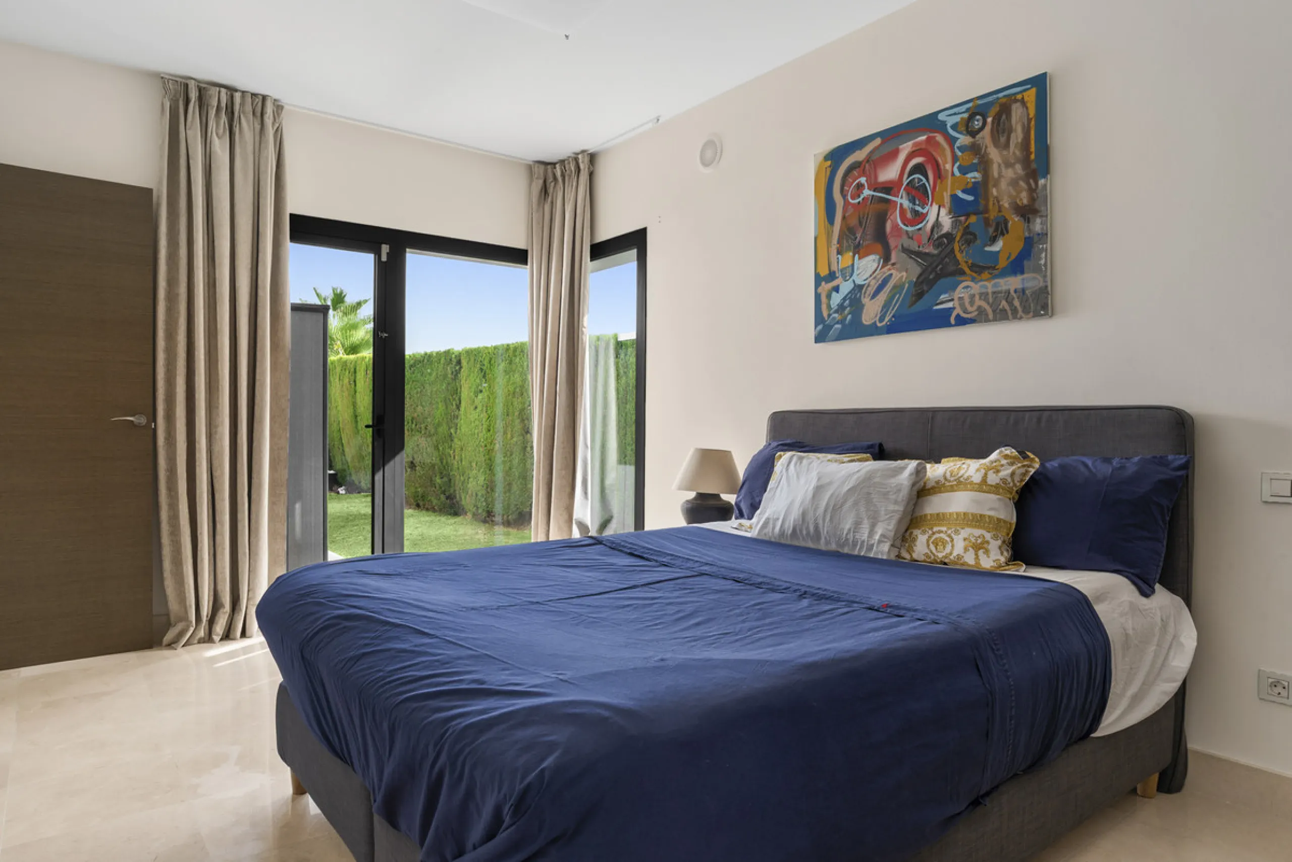 Set within the exclusive Atalaya Fairways community of Benahavís, this stunning contemporary villa offers a rare combination of elegance, privacy, and breathtaking views.