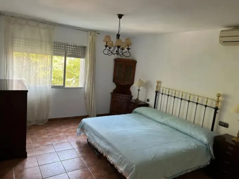 Апартамент средний этаж, Marbella, Costa del Sol
