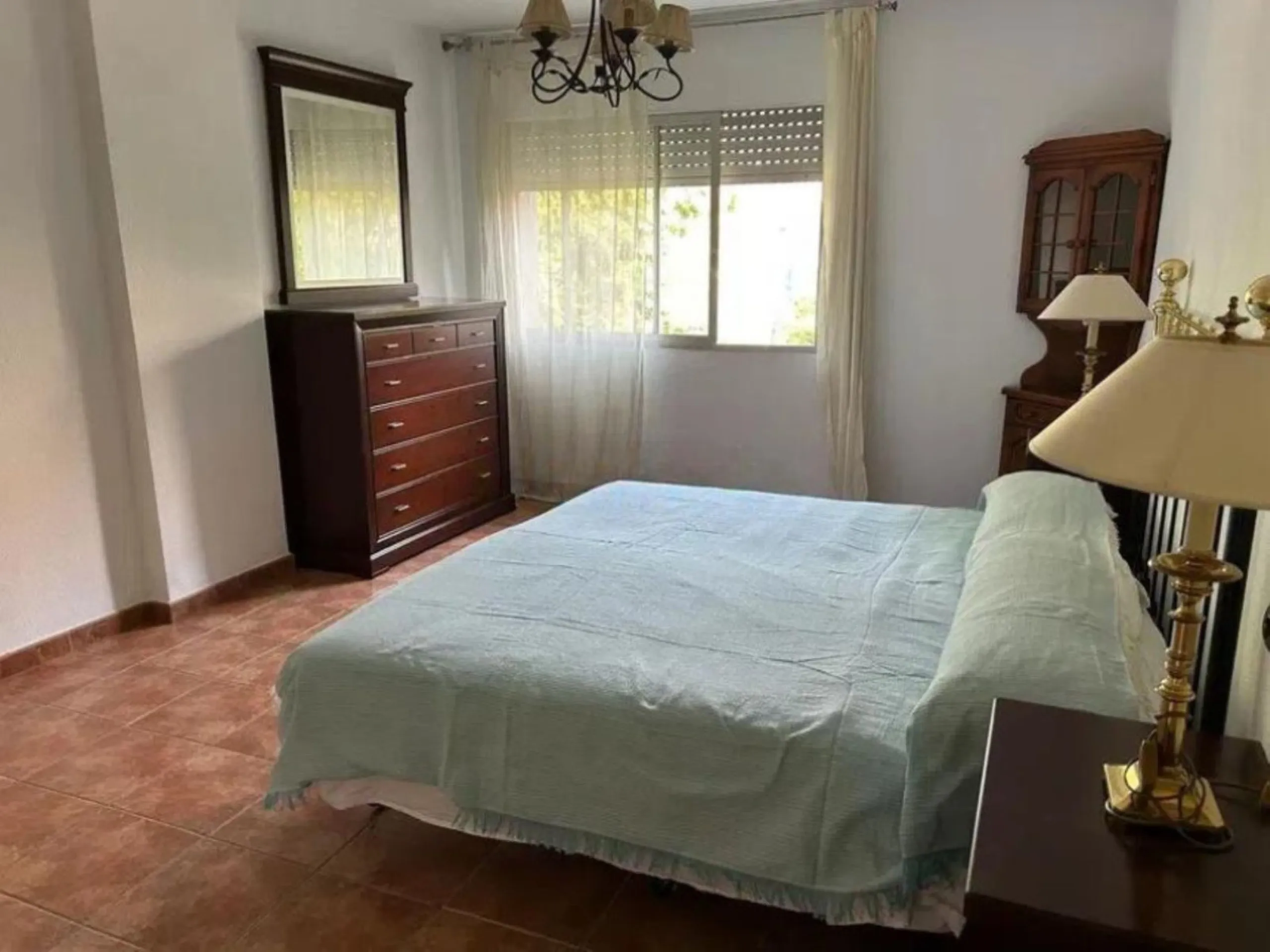 Апартамент средний этаж, Marbella, Costa del Sol