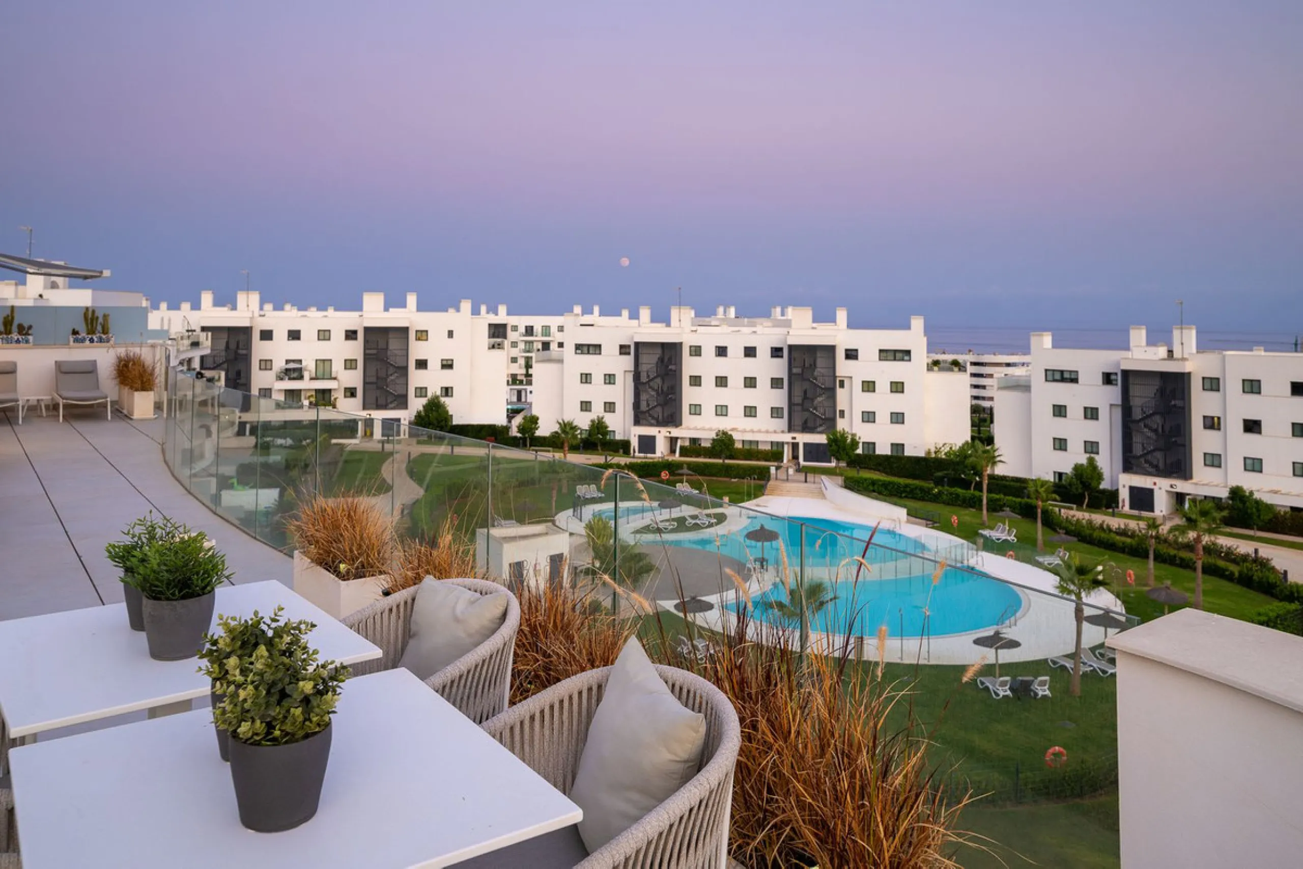 PENTHOUSE PERFECTION WITH UNRIVALLED SEA VIEWS