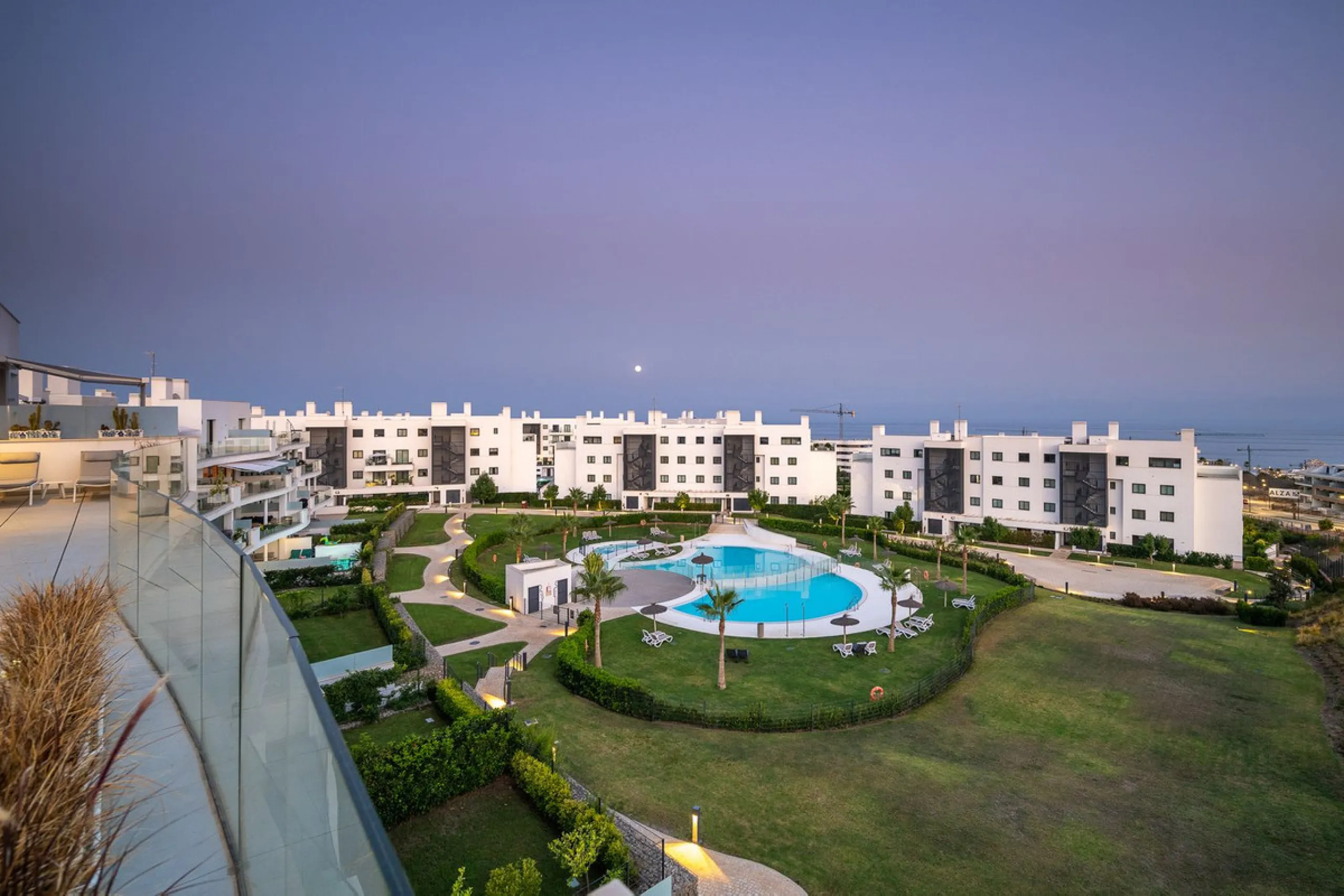 PENTHOUSE PERFECTION WITH UNRIVALLED SEA VIEWS