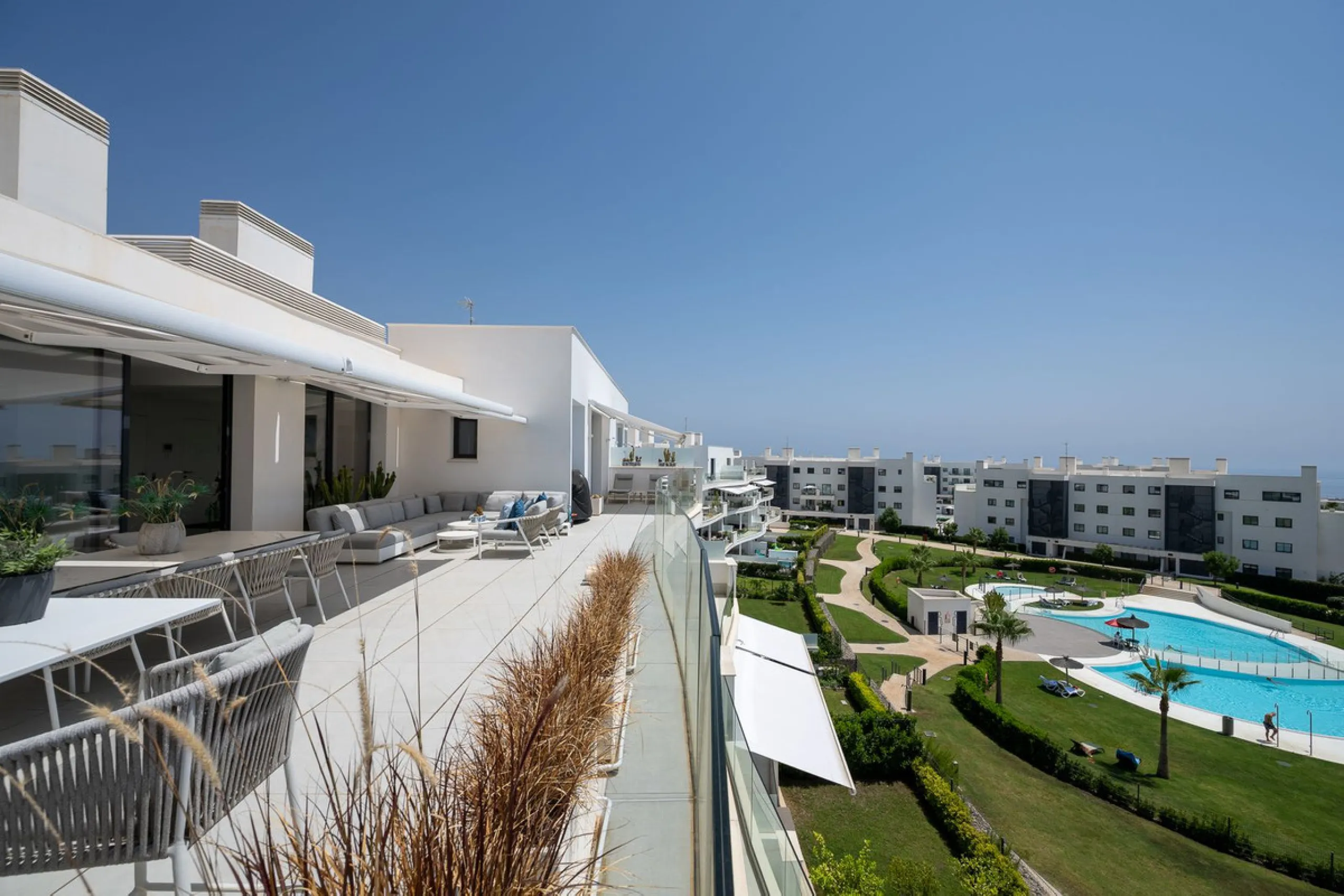 PENTHOUSE PERFECTION WITH UNRIVALLED SEA VIEWS