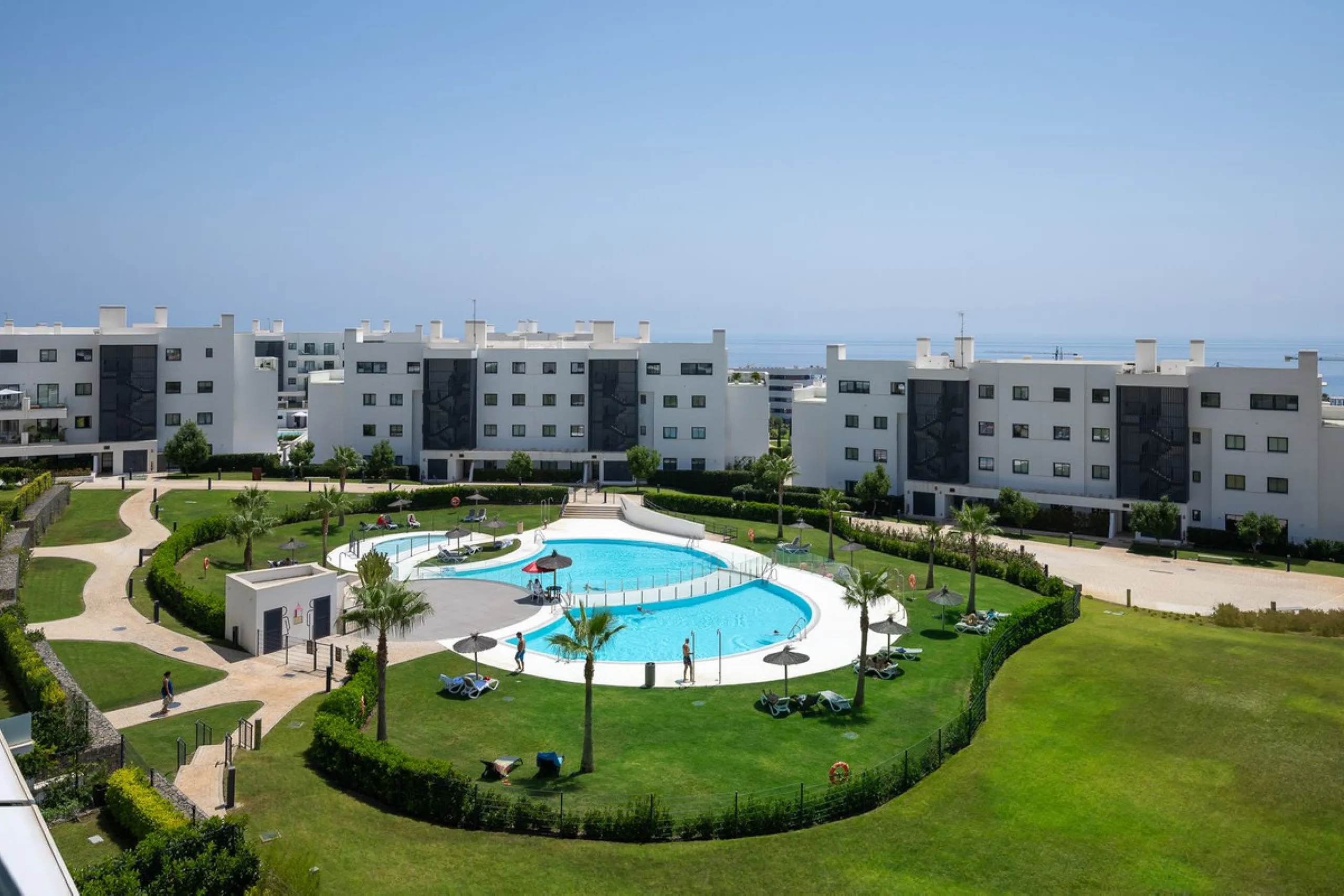 PENTHOUSE PERFECTION WITH UNRIVALLED SEA VIEWS