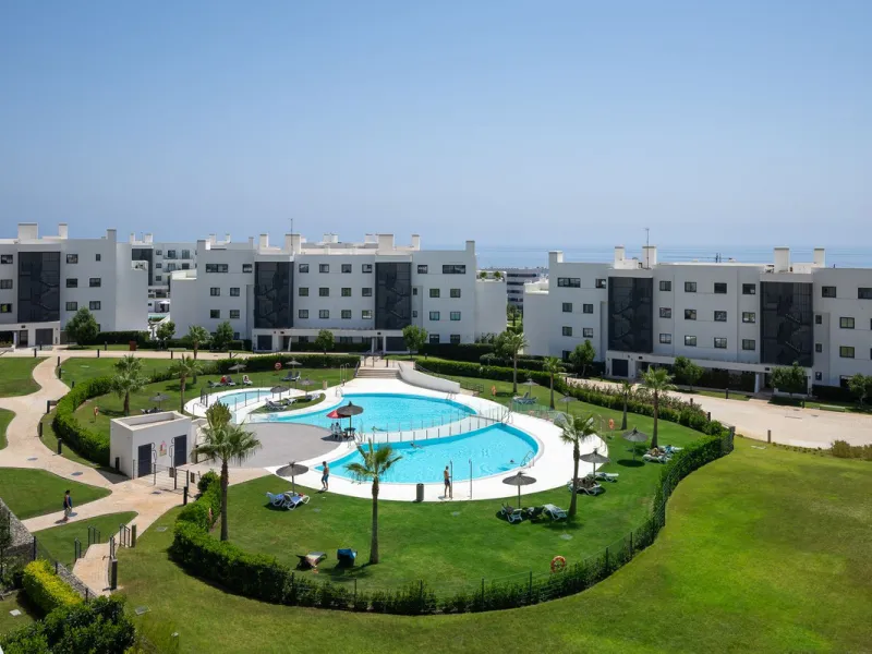 PENTHOUSE PERFECTION WITH UNRIVALLED SEA VIEWS