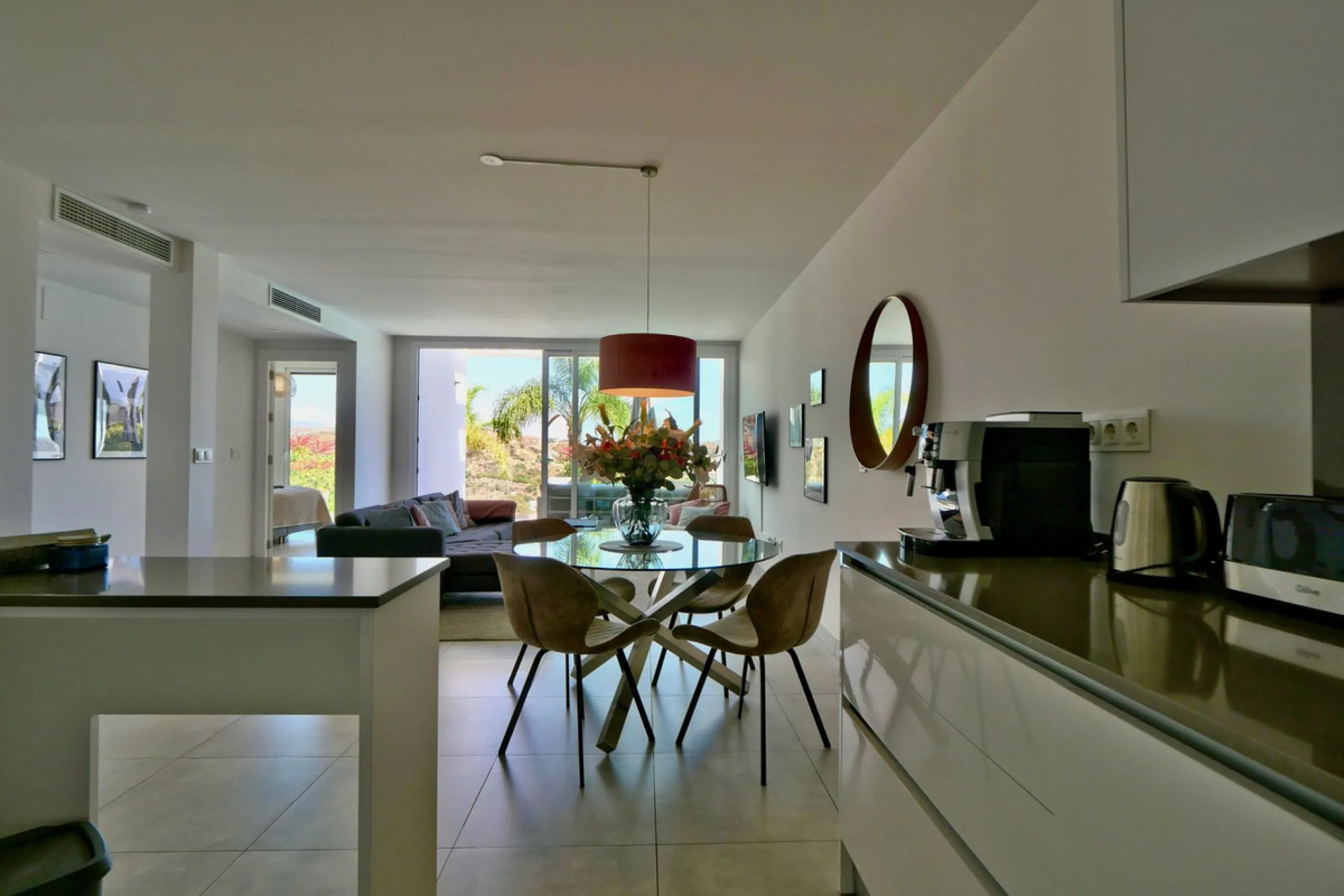 SHORT TERM RENTEL IS ALLOWED  -EASY VIEWING !!!!!!!!!!   This beautifully furnished 2-bedroom, 2-bathroom apartment is located in the exclusive Casa Banderas development in the charming fishing village of La Cala de Mijas. Just a short distance from the b