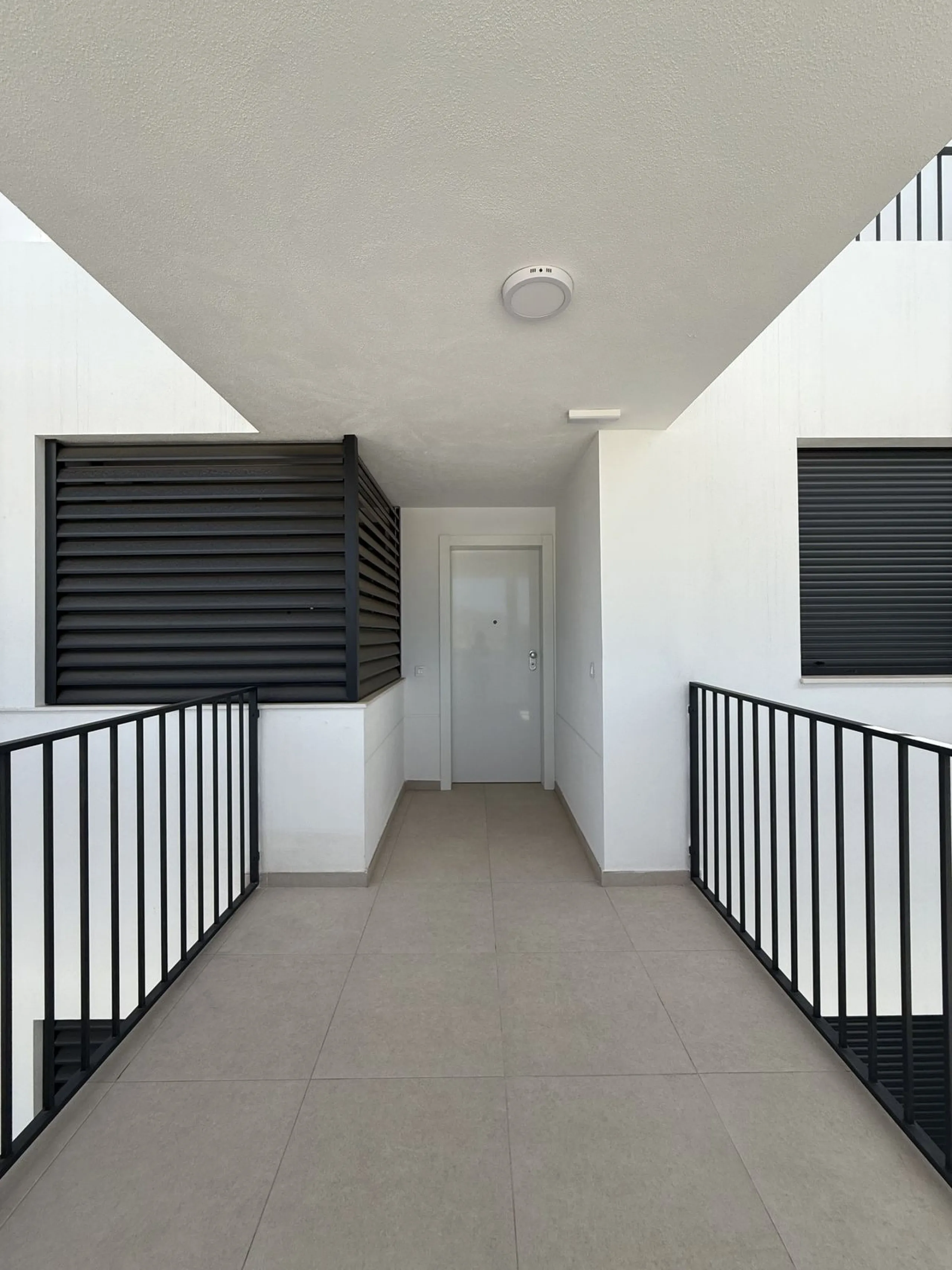 **Modern apartment with sea and mountain views in the heart of Calanova Golf **