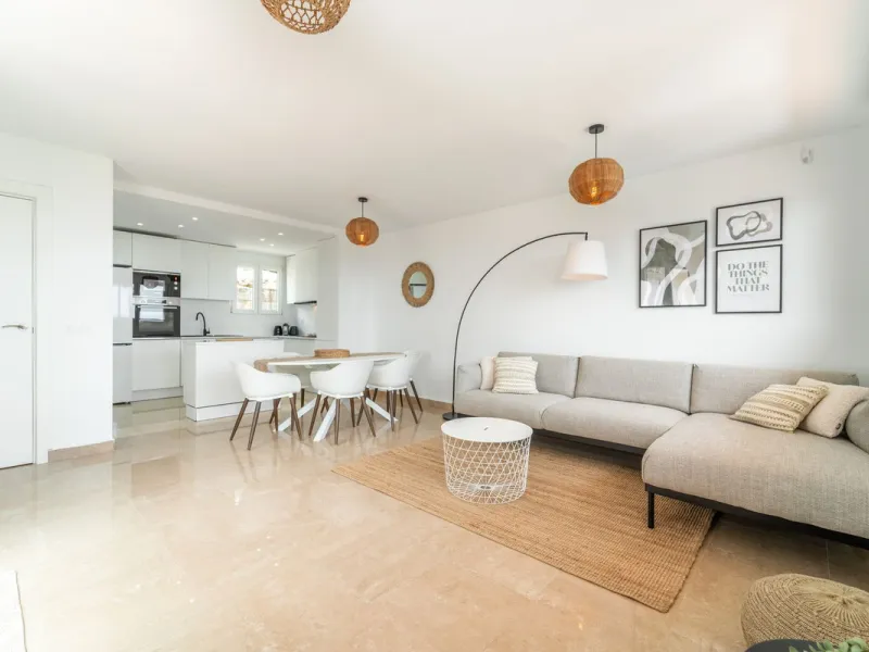 Apartment - Penthouse Duplex в продаже в Manilva, Málaga. В доме 3 спален и 3 ванных комнат. Площадь дома 125 м²