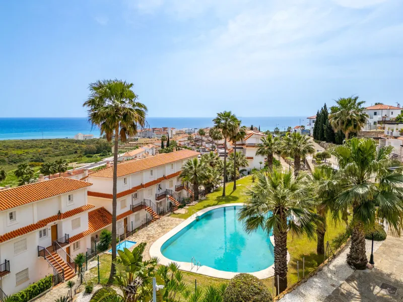 Apartment - Penthouse Duplex в продаже в Manilva, Málaga. В доме 3 спален и 3 ванных комнат. Площадь дома 125 м²