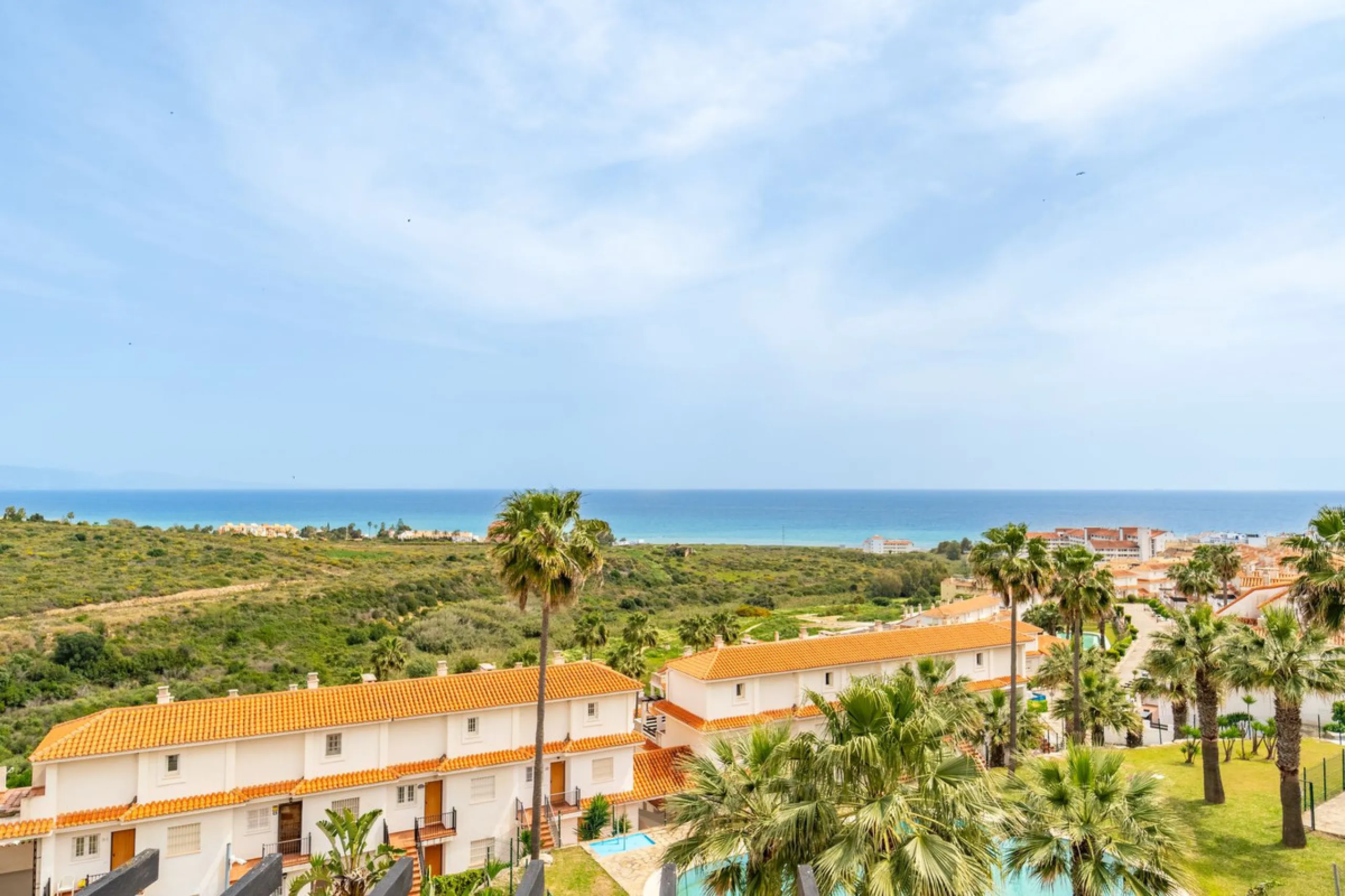 Apartment - Penthouse Duplex в продаже в Manilva, Málaga. В доме 3 спален и 3 ванных комнат. Площадь дома 125 м²