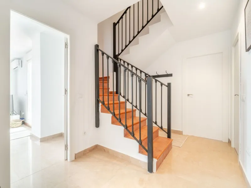 Apartment - Penthouse Duplex в продаже в Manilva, Málaga. В доме 3 спален и 3 ванных комнат. Площадь дома 125 м²