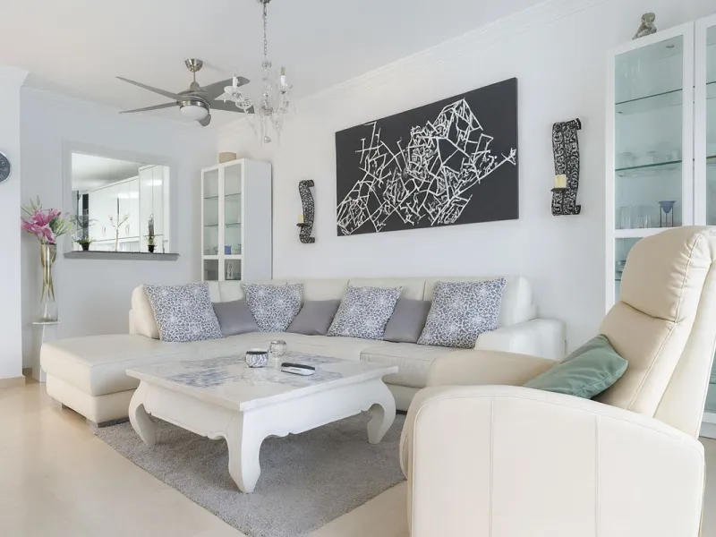 Apartment - Ground Floor Apartment в продаже в Estepona, Málaga. В доме 3 спален и 2 ванных комнат. Площадь дома 93 м²