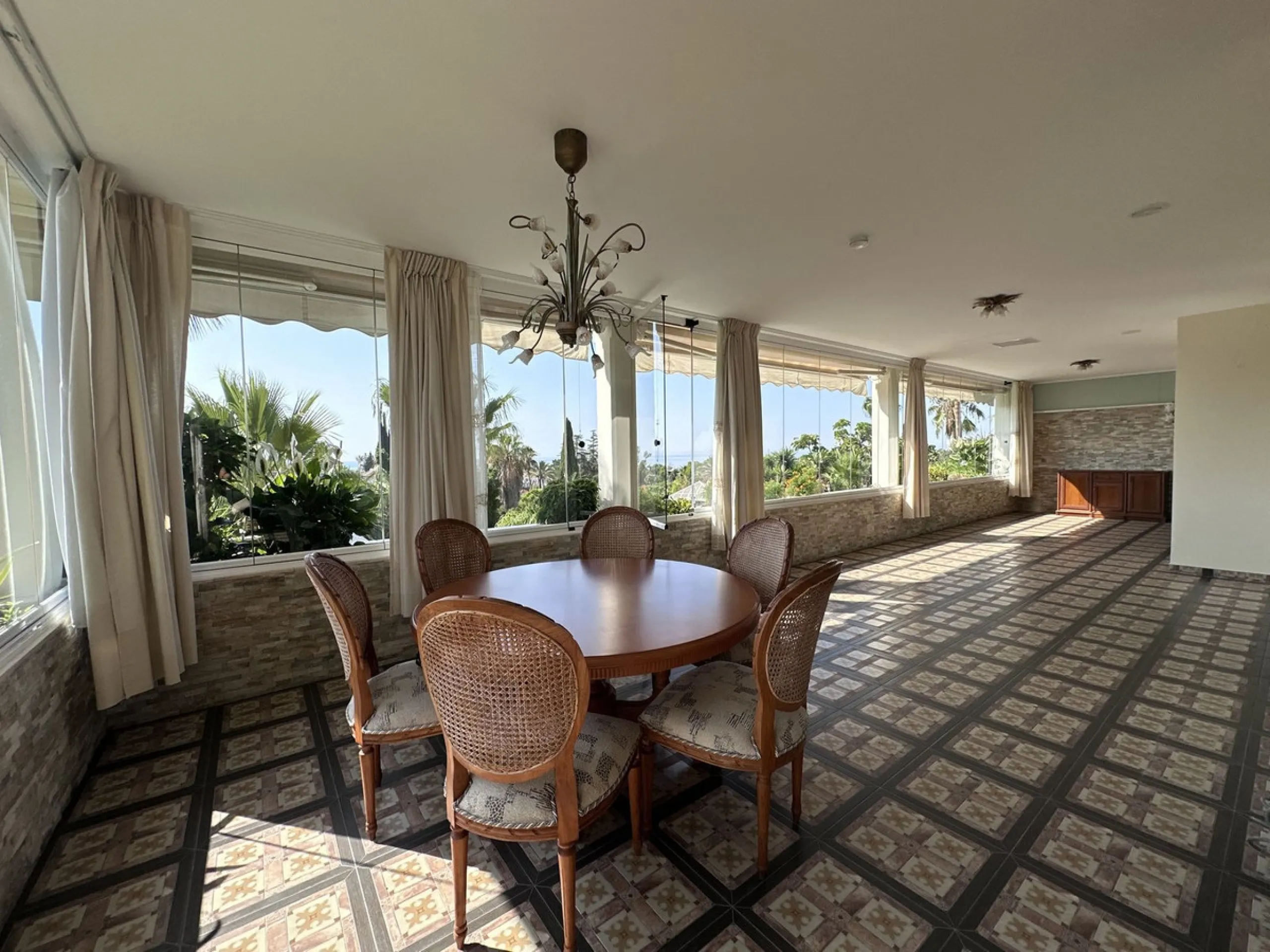 Mirador del Príncipe – Corner Apartment in Marbella's Golden Mile