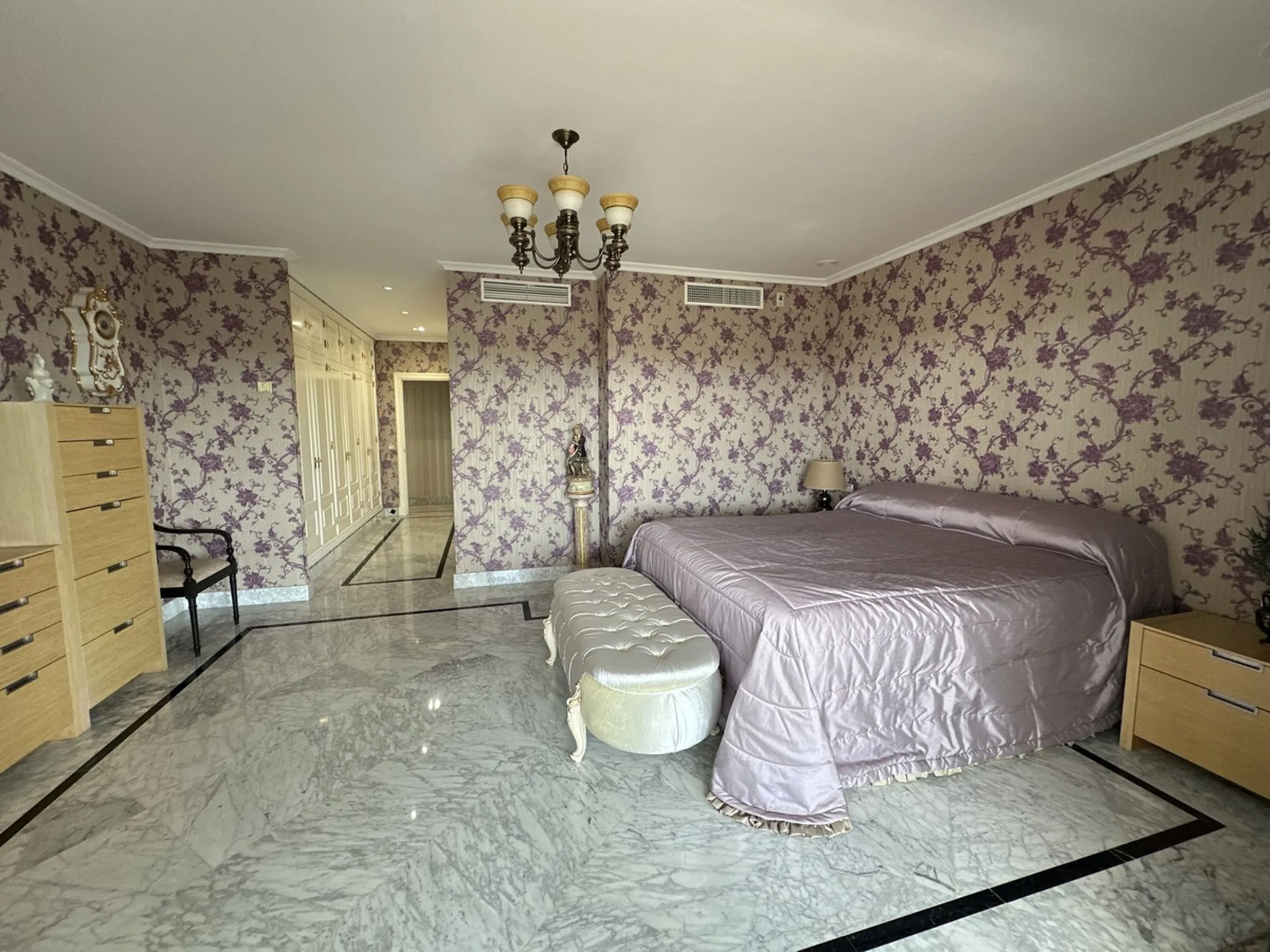 Mirador del Príncipe – Corner Apartment in Marbella's Golden Mile