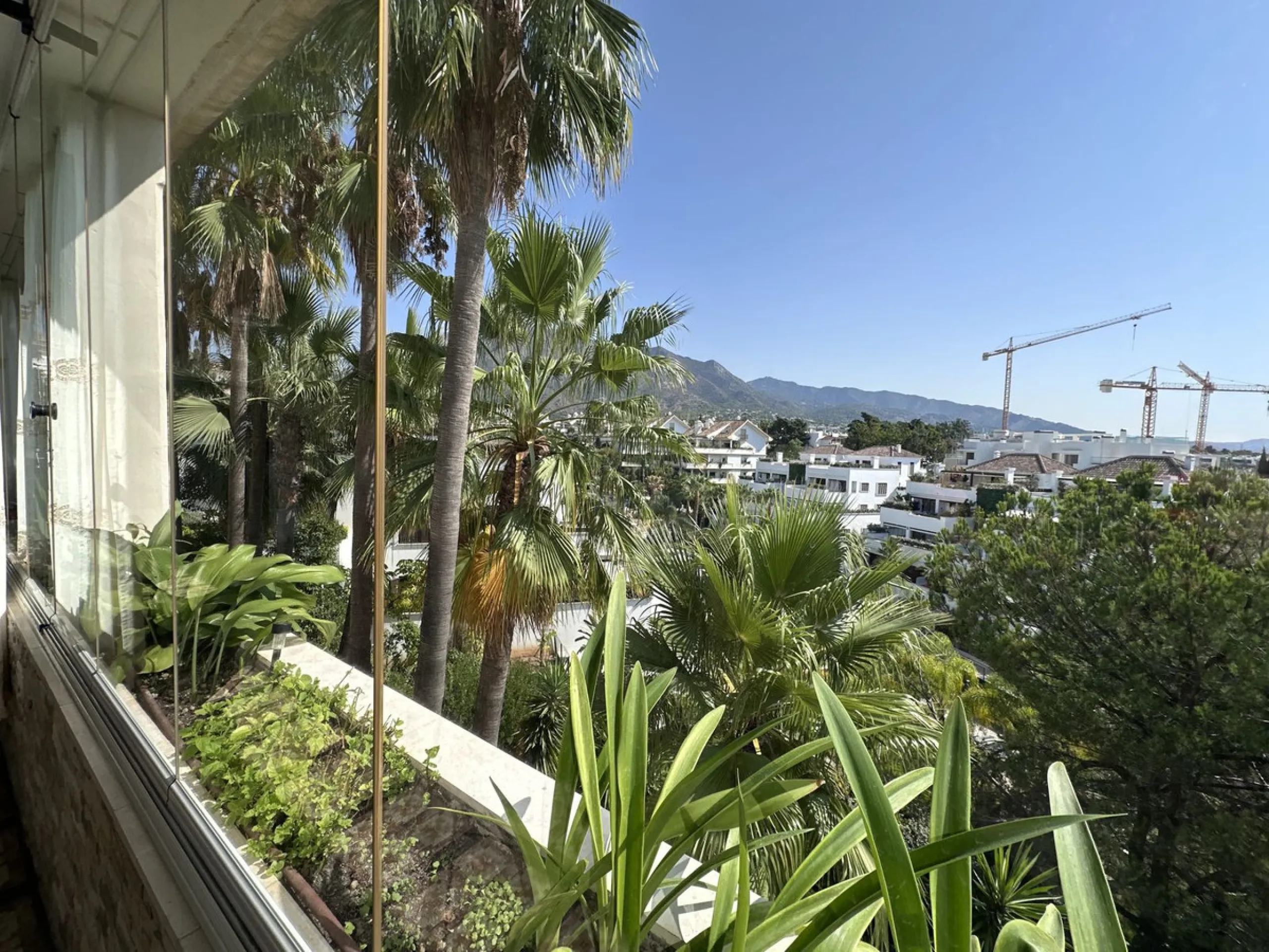 Mirador del Príncipe – Corner Apartment in Marbella's Golden Mile