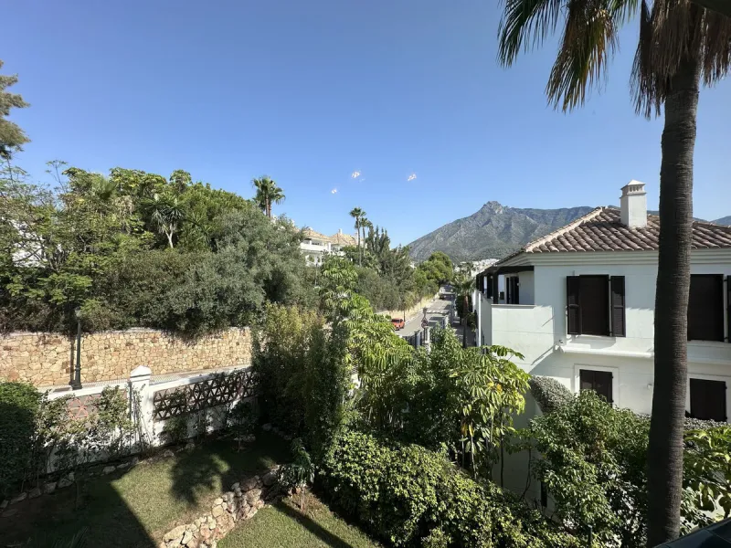 Mirador del Príncipe – Corner Apartment in Marbella's Golden Mile