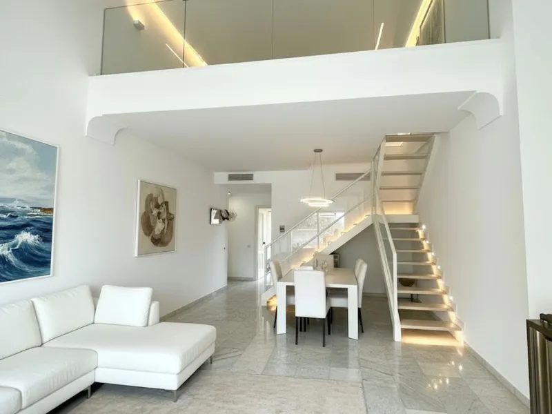 In the heart of Nueva Andalucía, within the sought-after  Country Club Las Brisas complex, lies a property with extraordinary potential for those seeking to invest in one of Marbella's most exclusive areas.