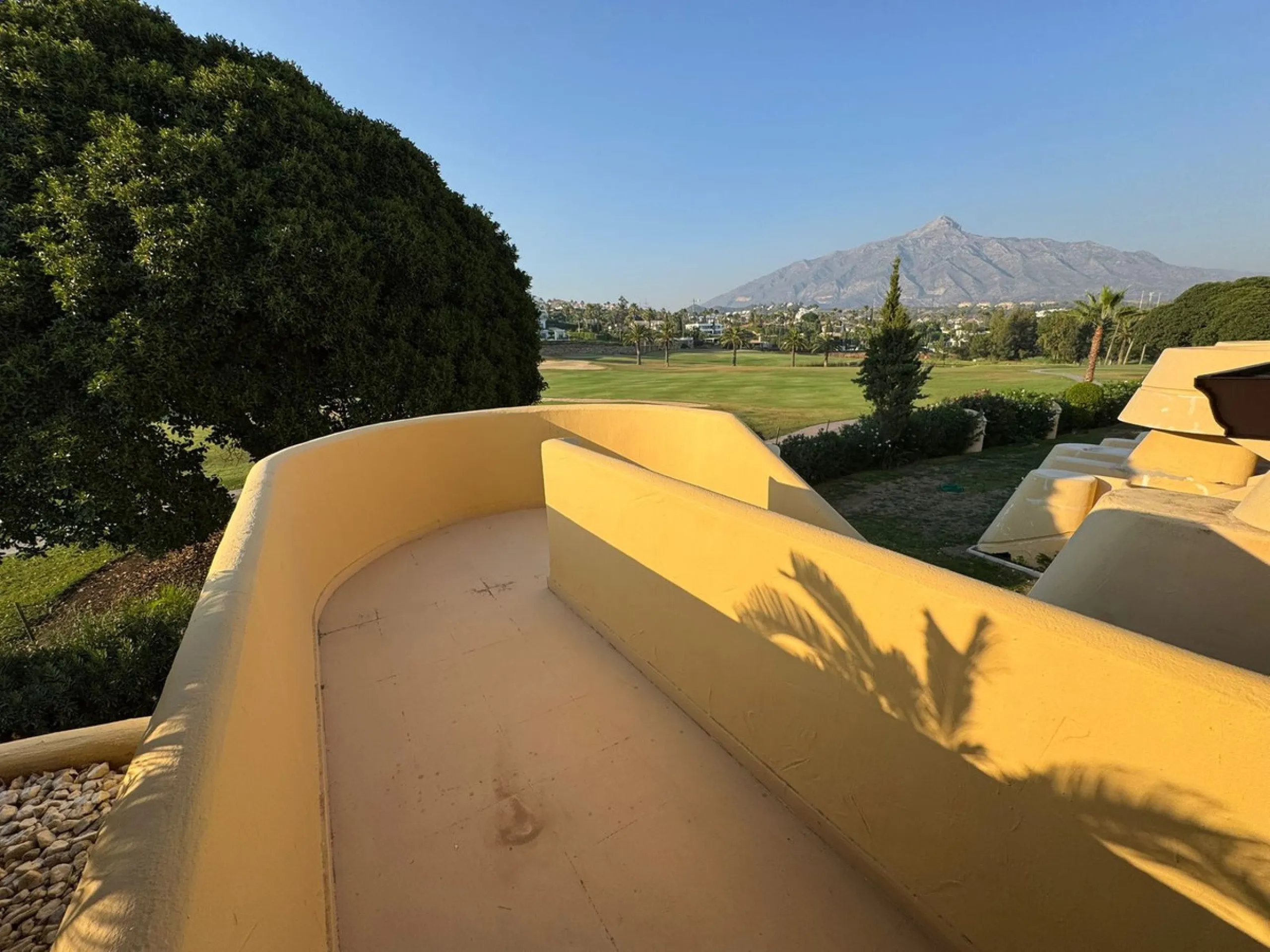 In the heart of Nueva Andalucía, within the sought-after  Country Club Las Brisas complex, lies a property with extraordinary potential for those seeking to invest in one of Marbella's most exclusive areas.