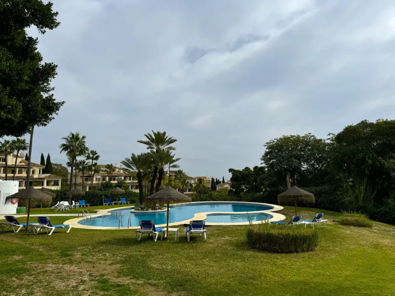 In the heart of Nueva Andalucía, within the sought-after  Country Club Las Brisas complex, lies a property with extraordinary potential for those seeking to invest in one of Marbella's most exclusive areas.