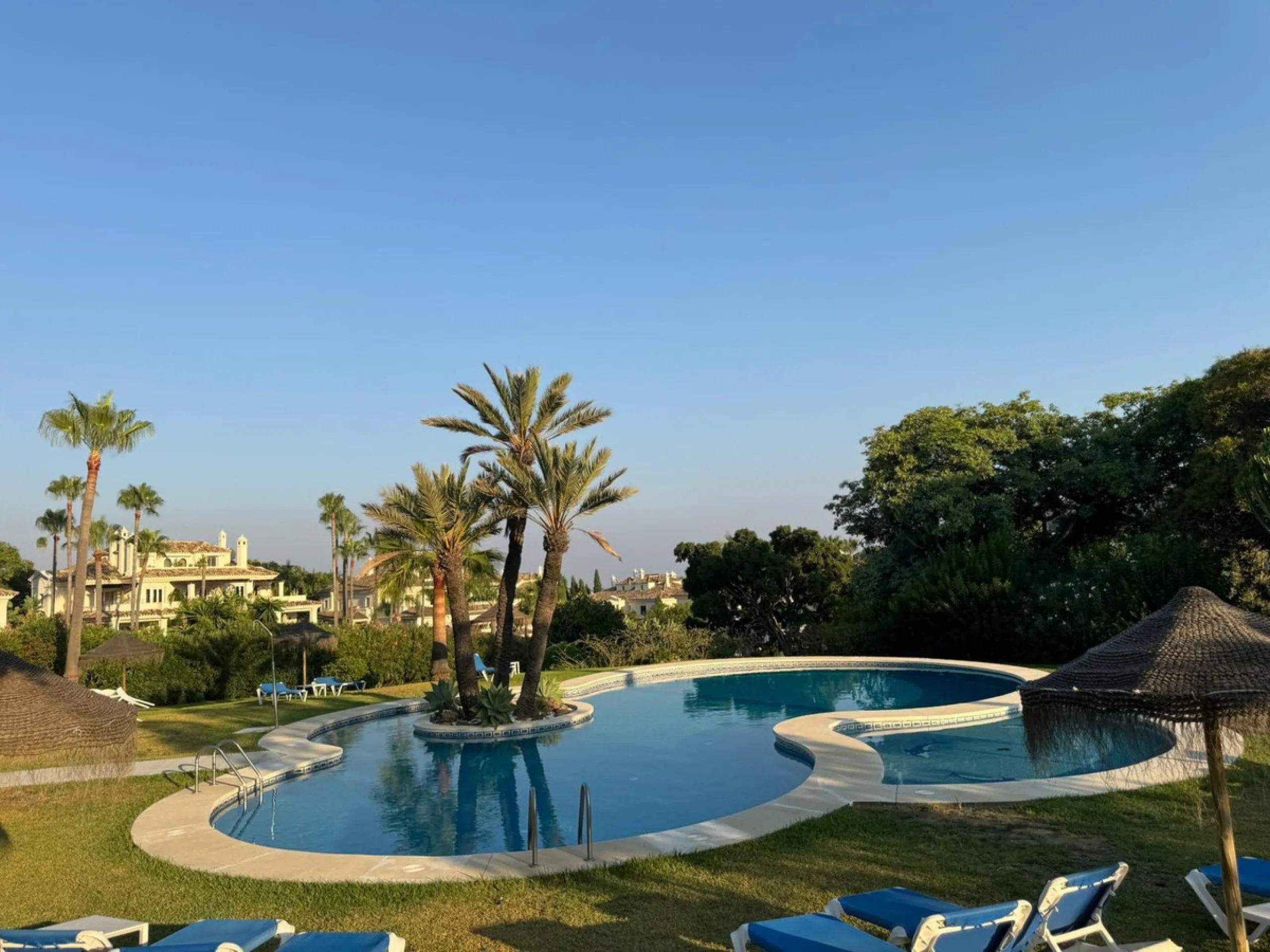 In the heart of Nueva Andalucía, within the sought-after  Country Club Las Brisas complex, lies a property with extraordinary potential for those seeking to invest in one of Marbella's most exclusive areas.