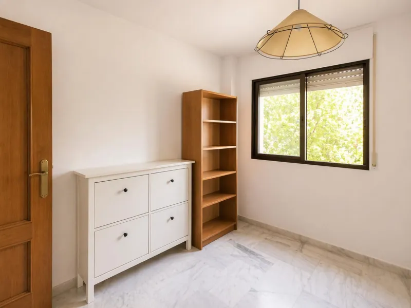Spacious 4-Bedroom Apartment Near the Beach