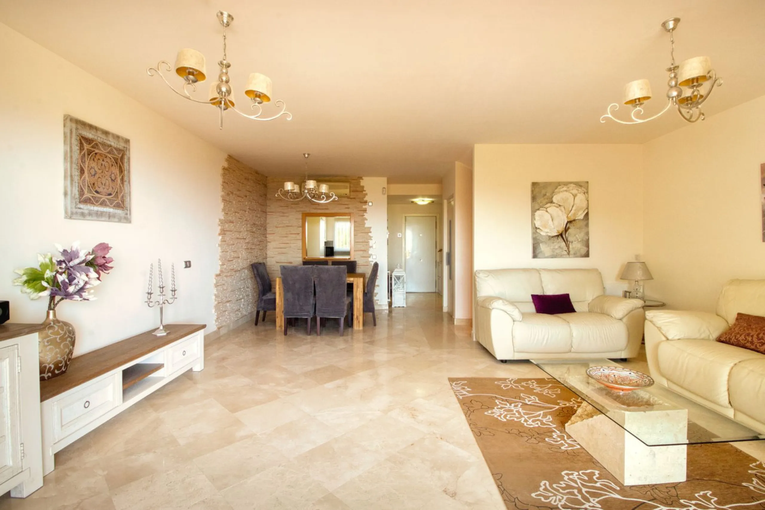 Unique Townhouse with Stunning Panoramic Sea Views.