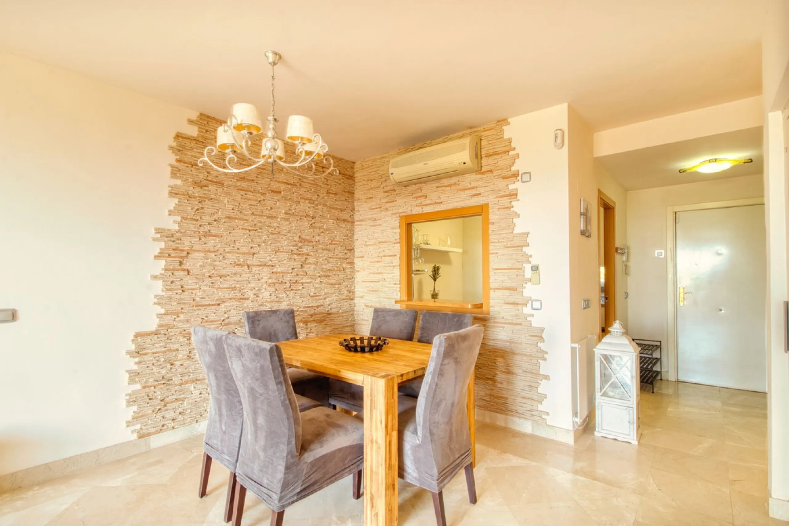 Unique Townhouse with Stunning Panoramic Sea Views.