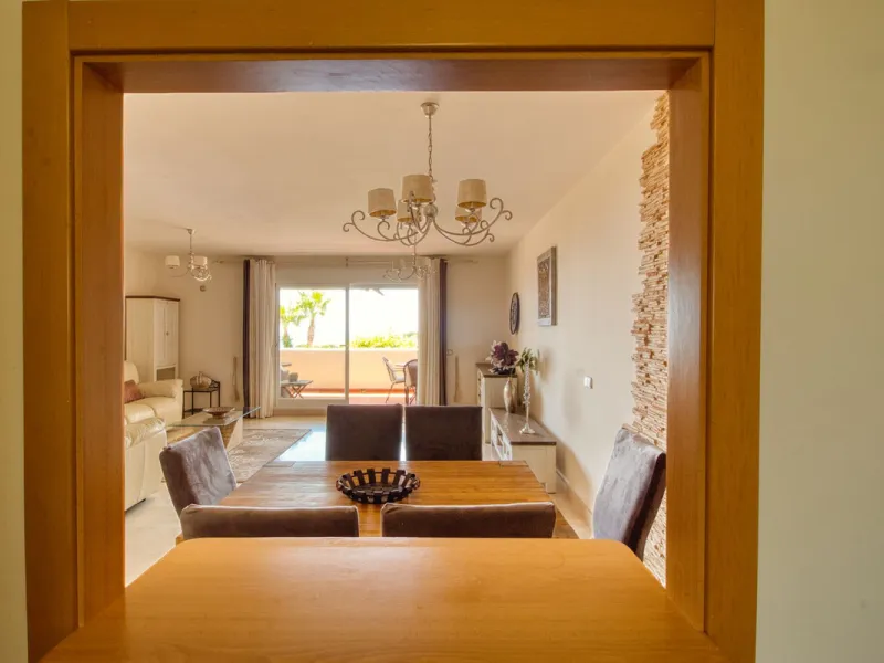 Unique Townhouse with Stunning Panoramic Sea Views.
