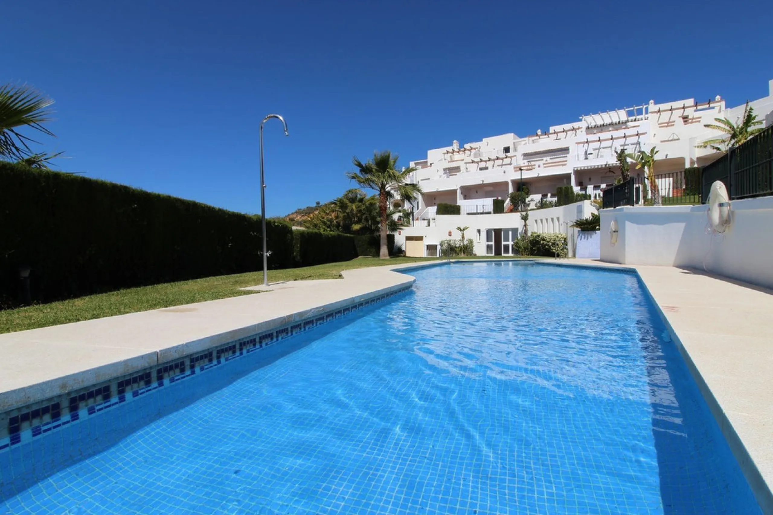 Unique Townhouse with Stunning Panoramic Sea Views.
