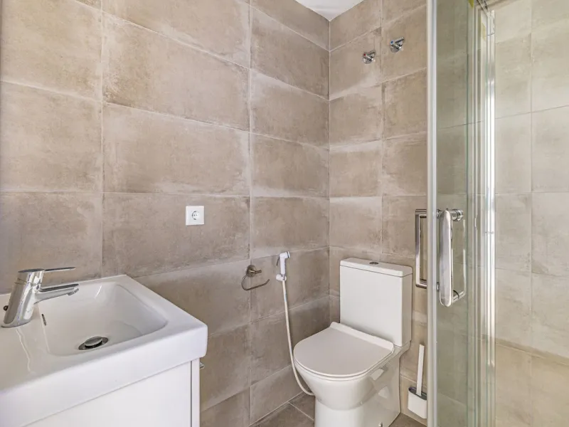 Apartment - Top Floor Apartment в продаже в Marbella, Málaga. В доме 3 спален и 3 ванных комнат. Площадь дома 98 м²