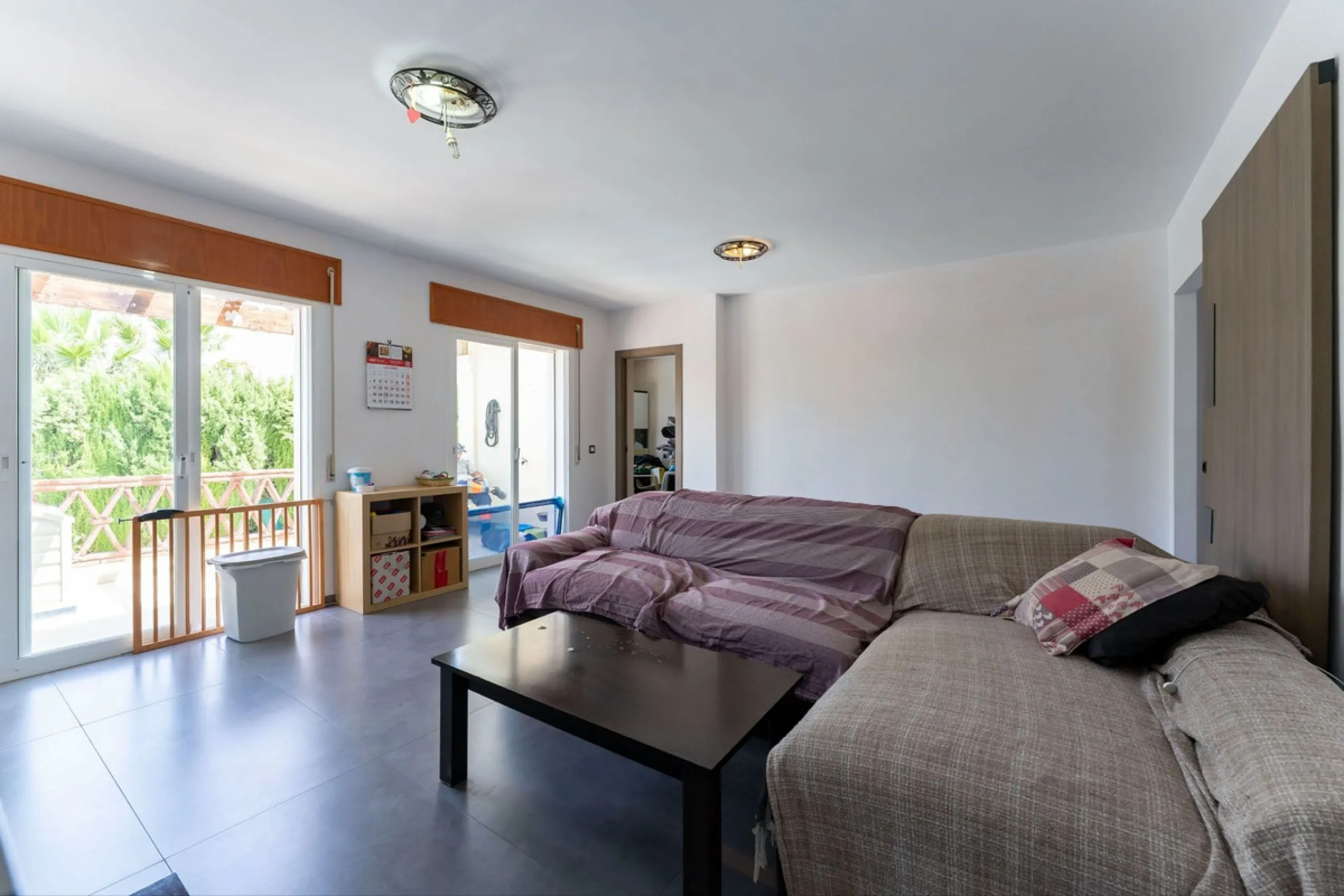 House - Detached Villa в продаже в Coín, Málaga. В доме 4 спален и 2 ванных комнат. Площадь дома 147 м². Площадь участка 600 м²