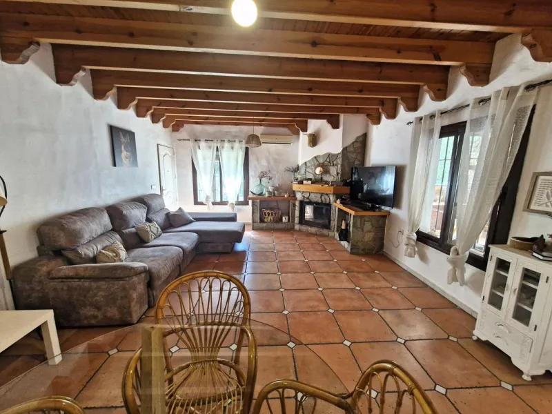 Charming Riverside Finca in Coín