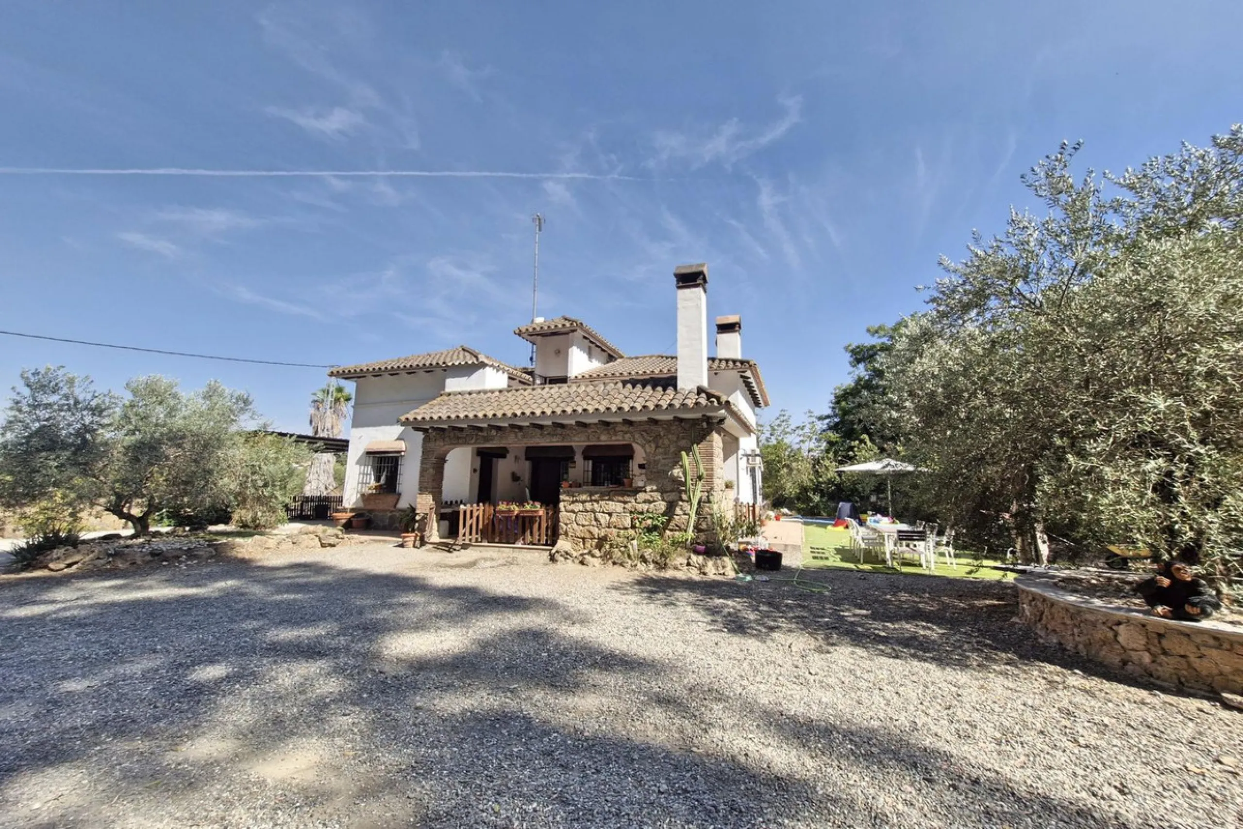 Charming Riverside Finca in Coín