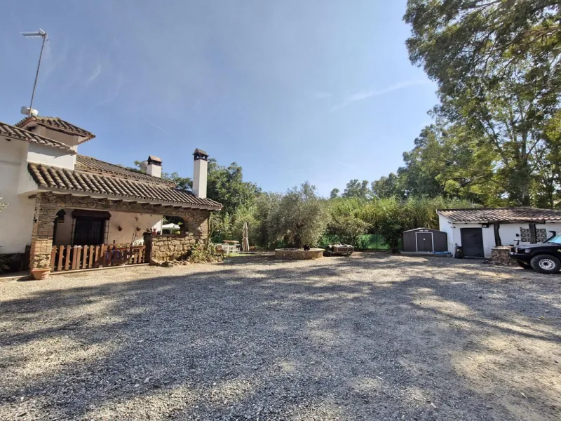 Charming Riverside Finca in Coín