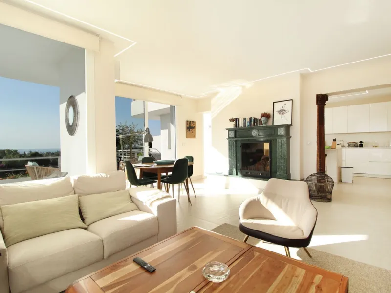 This beautifully refurbished third floor corner apartment in this sought after urbanisation has been upgraded to the highest standards, and is a delightful mix of modern elegance and comfort.
