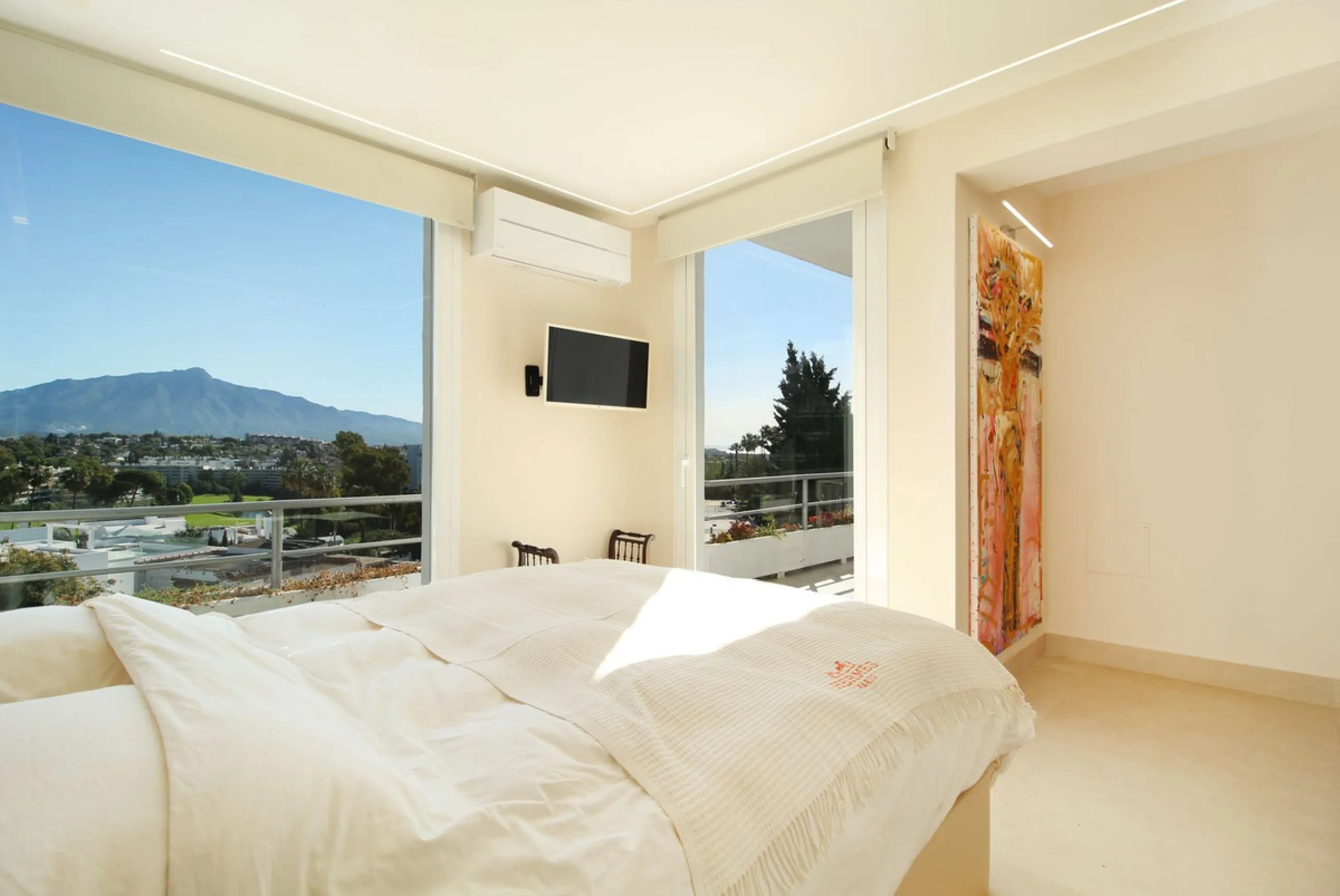 This beautifully refurbished third floor corner apartment in this sought after urbanisation has been upgraded to the highest standards, and is a delightful mix of modern elegance and comfort.