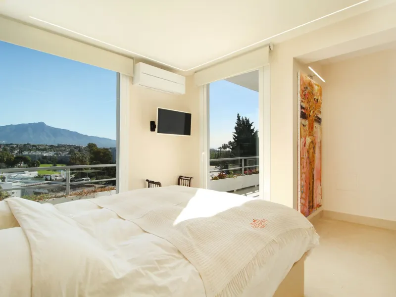 This beautifully refurbished third floor corner apartment in this sought after urbanisation has been upgraded to the highest standards, and is a delightful mix of modern elegance and comfort.