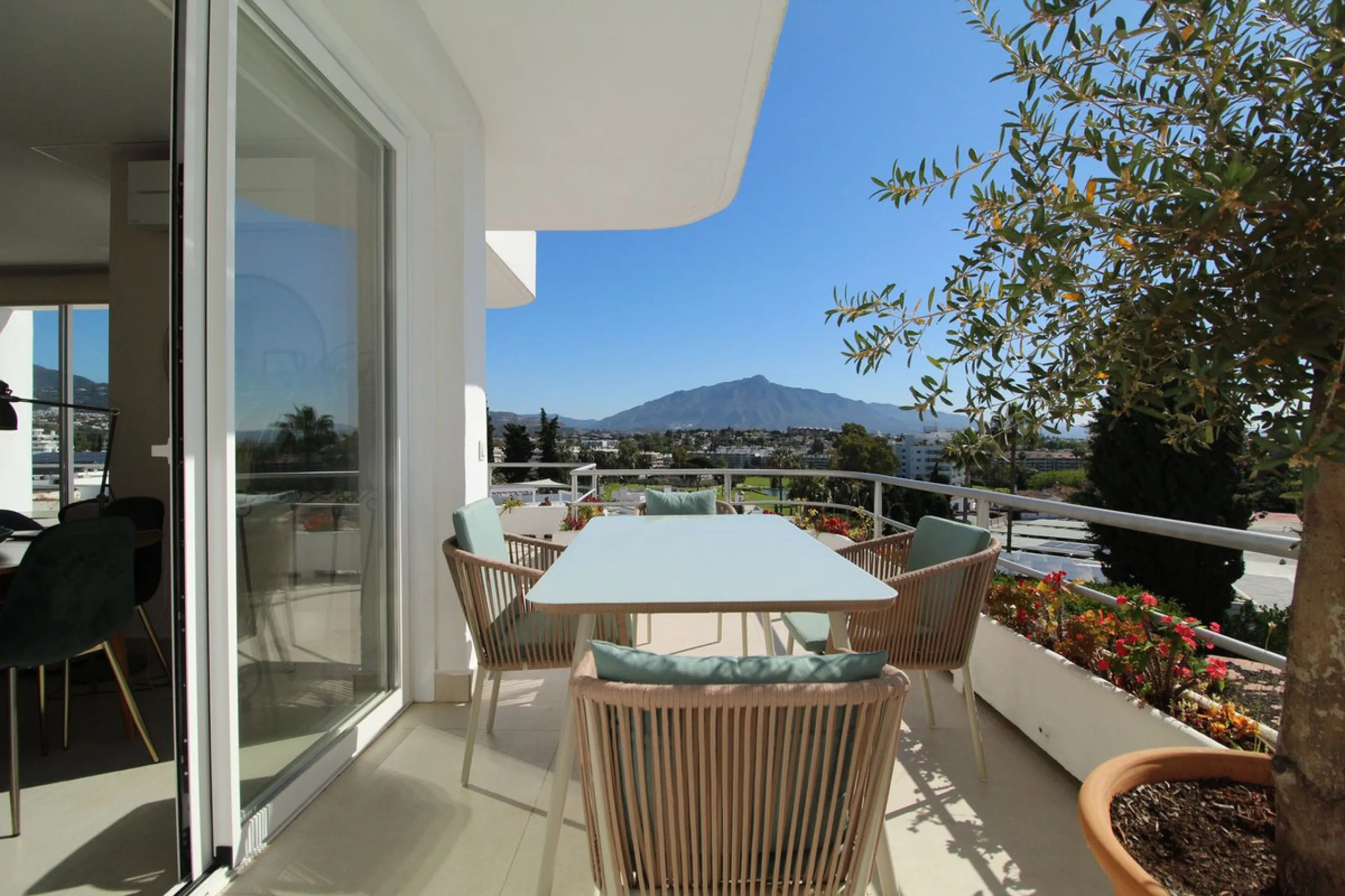 This beautifully refurbished third floor corner apartment in this sought after urbanisation has been upgraded to the highest standards, and is a delightful mix of modern elegance and comfort.