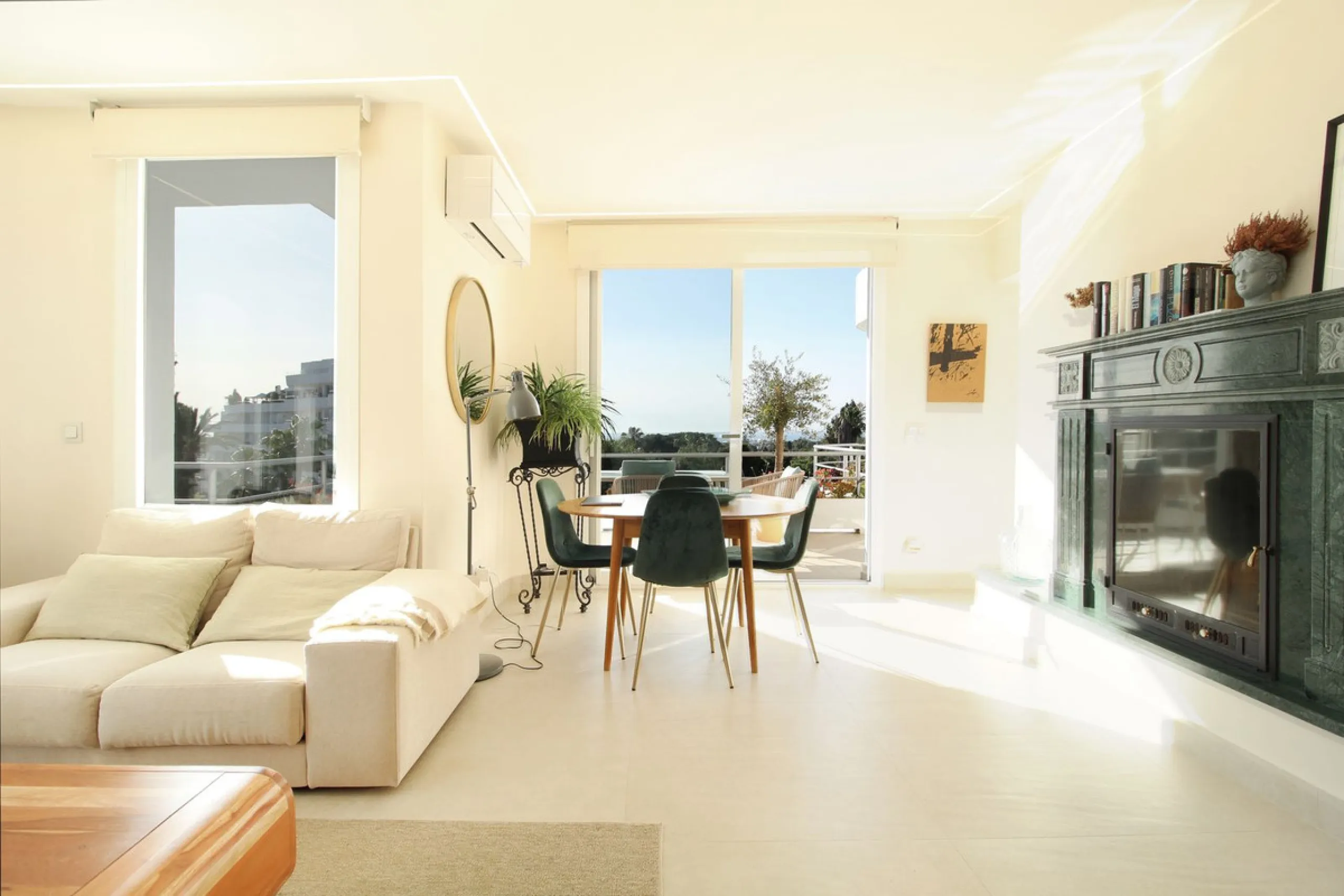 This beautifully refurbished third floor corner apartment in this sought after urbanisation has been upgraded to the highest standards, and is a delightful mix of modern elegance and comfort.