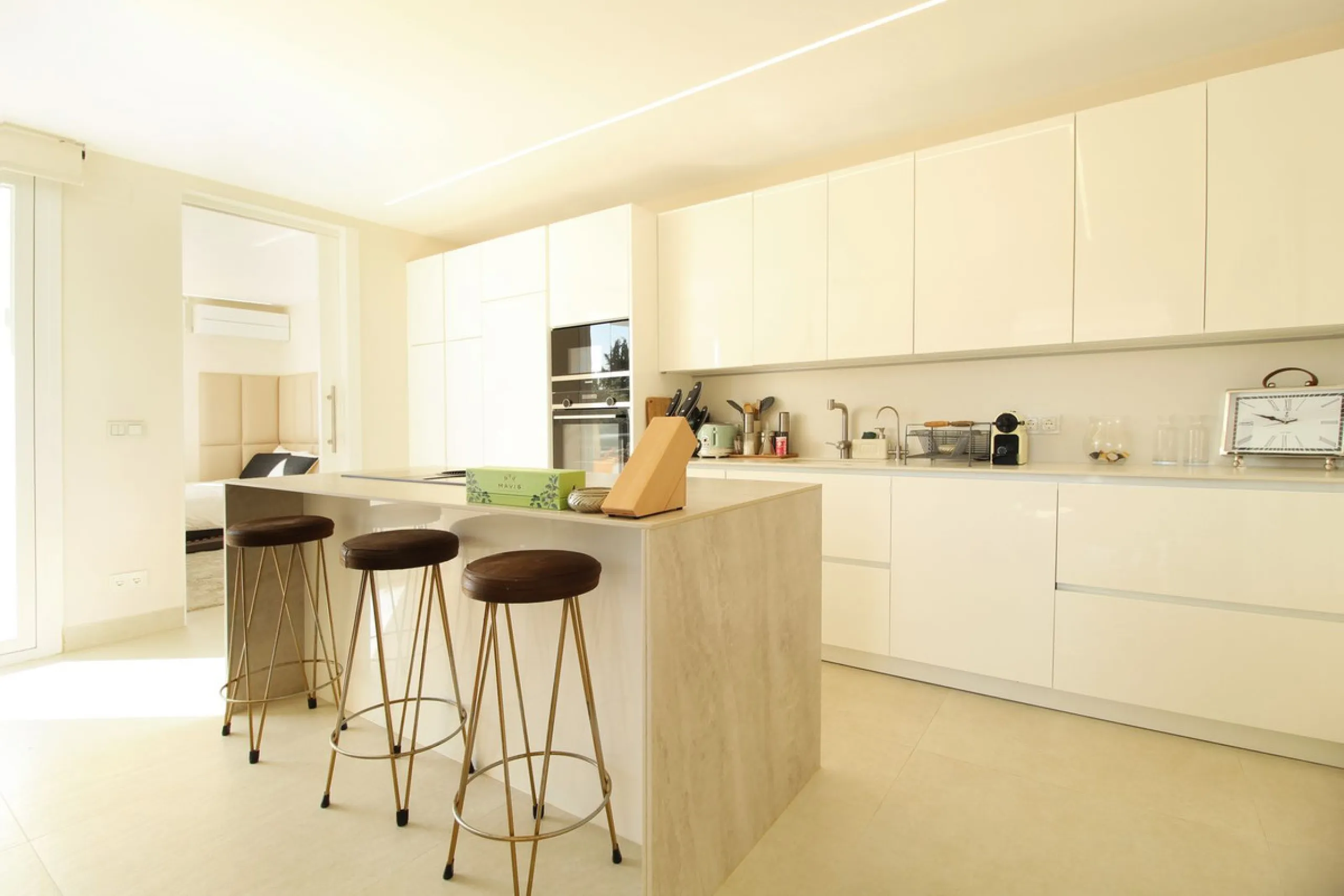 This beautifully refurbished third floor corner apartment in this sought after urbanisation has been upgraded to the highest standards, and is a delightful mix of modern elegance and comfort.