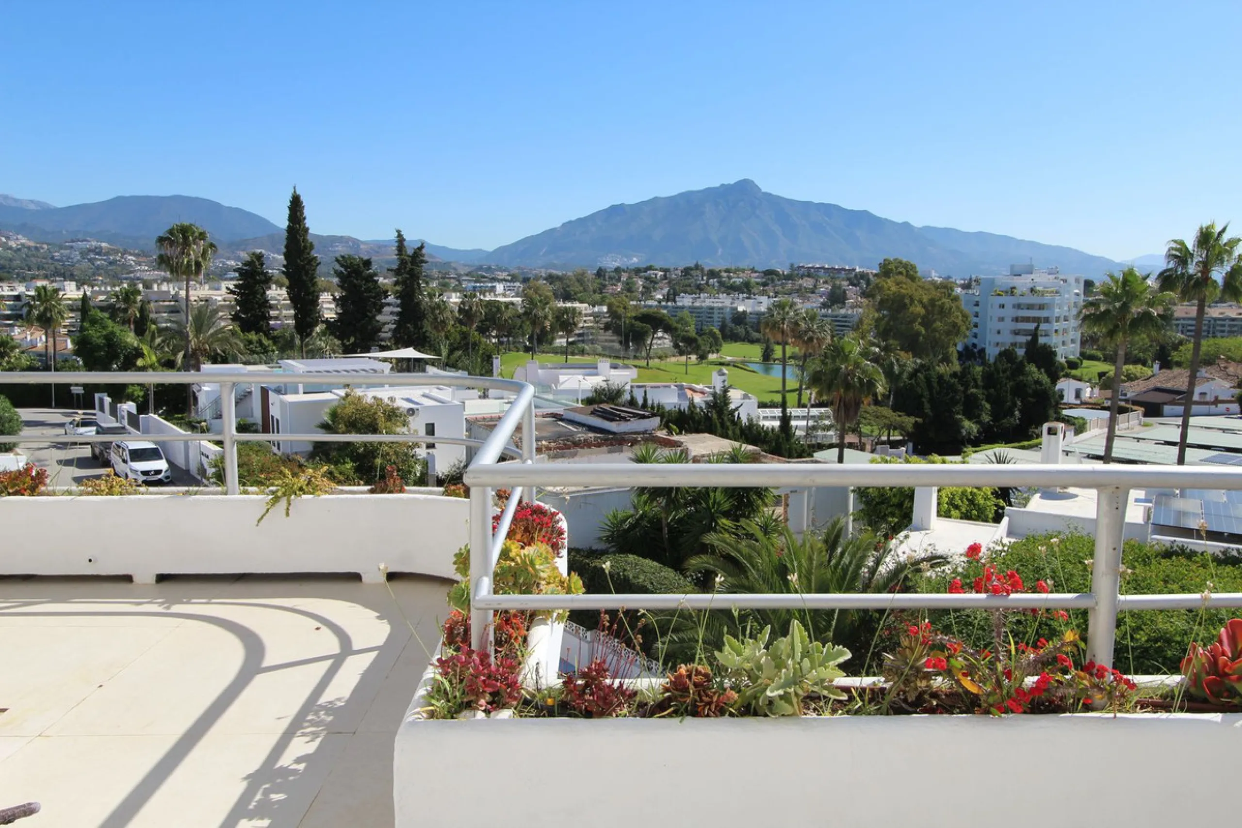 This beautifully refurbished third floor corner apartment in this sought after urbanisation has been upgraded to the highest standards, and is a delightful mix of modern elegance and comfort.