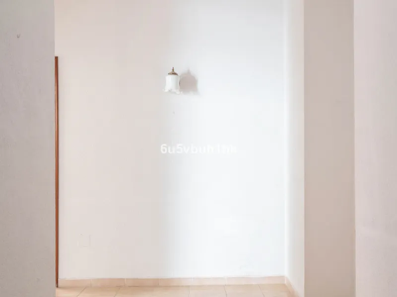 In the very heart of Málaga's historic centre, on the corner of two charming pedestrian streets, lies one of those treasures that makes the hearts of architecture lovers beat faster. This is not a move-in-ready home — it's an invitation to dream, to trans