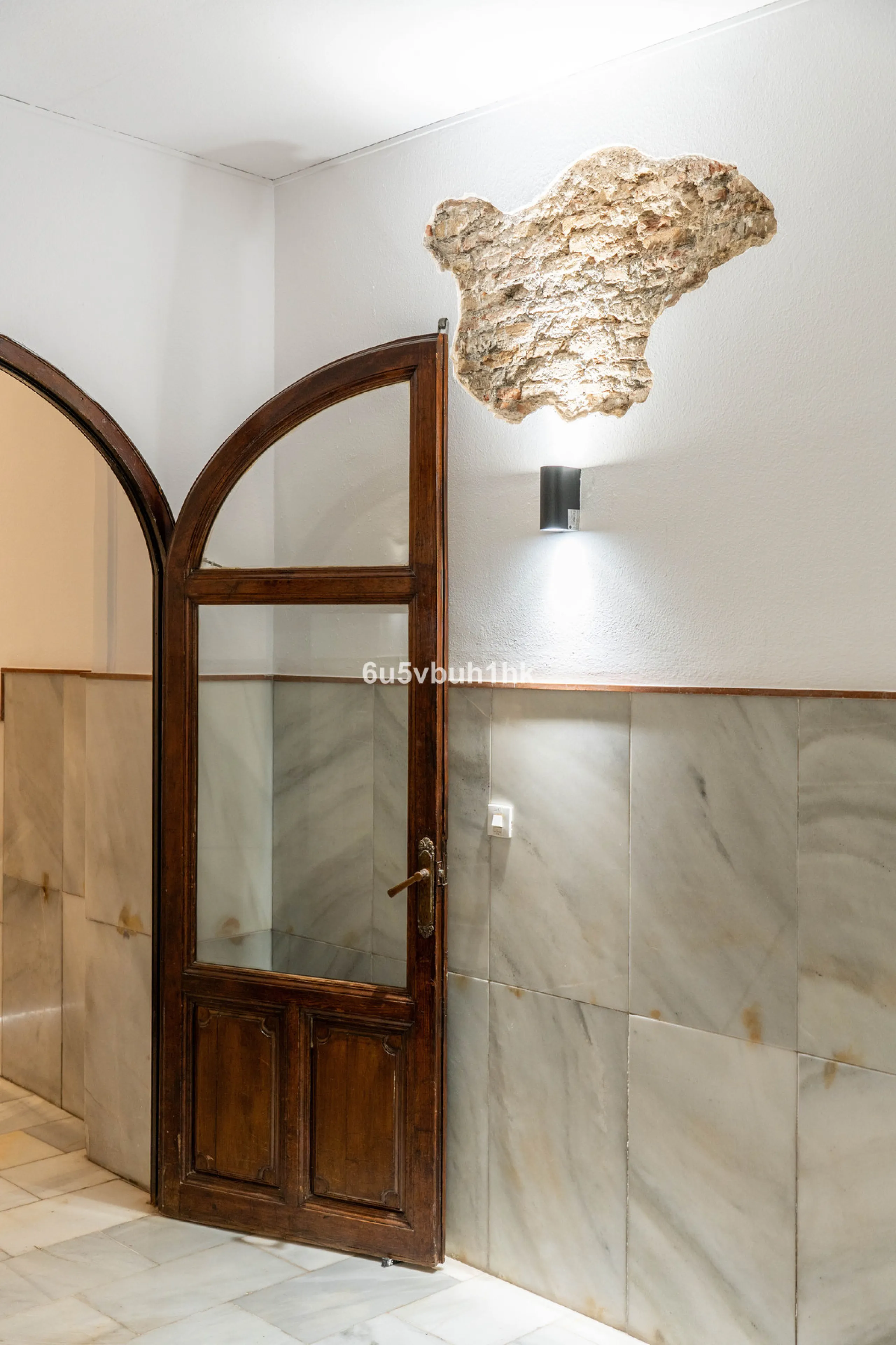 In the very heart of Málaga's historic centre, on the corner of two charming pedestrian streets, lies one of those treasures that makes the hearts of architecture lovers beat faster. This is not a move-in-ready home — it's an invitation to dream, to trans