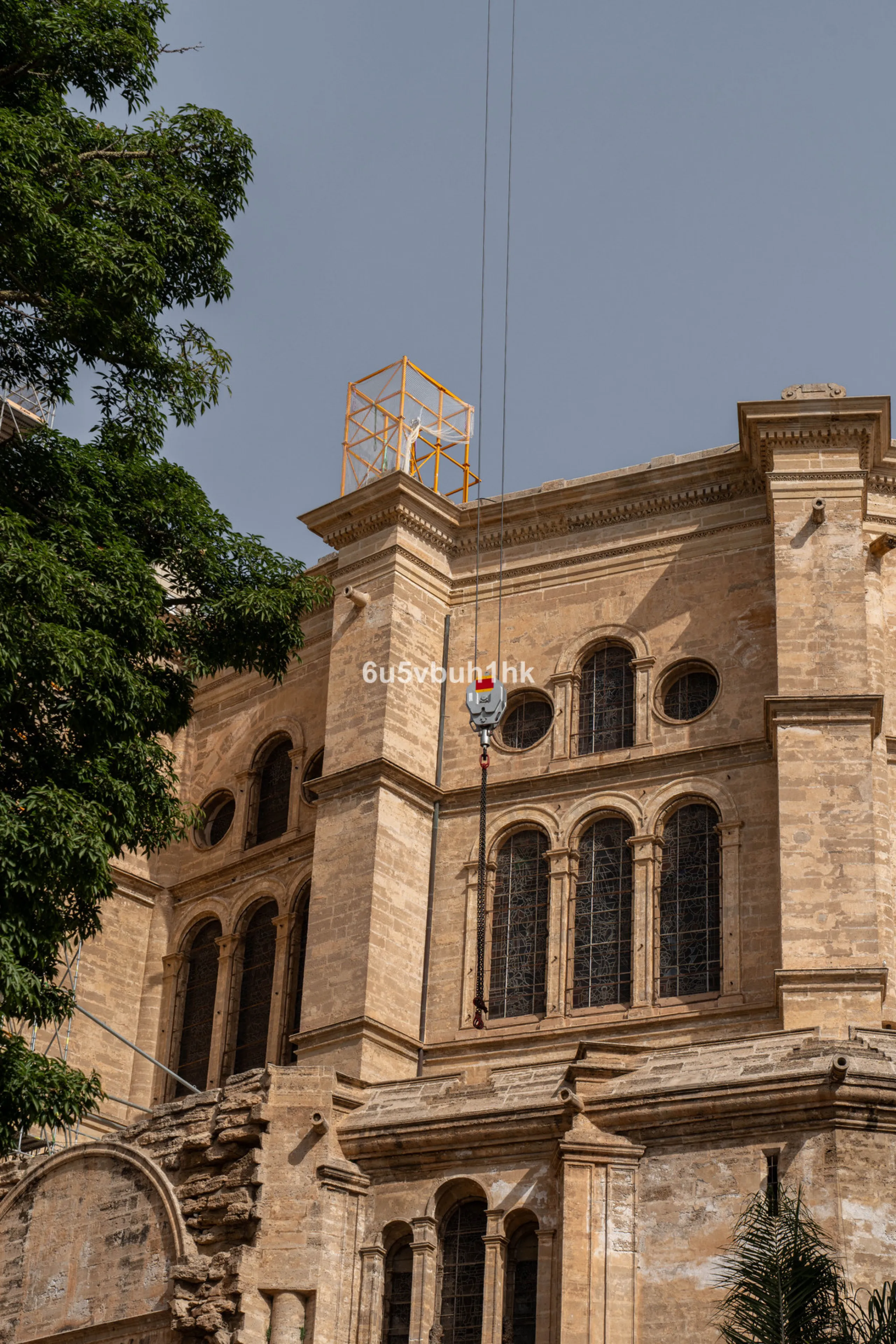 In the very heart of Málaga's historic centre, on the corner of two charming pedestrian streets, lies one of those treasures that makes the hearts of architecture lovers beat faster. This is not a move-in-ready home — it's an invitation to dream, to trans