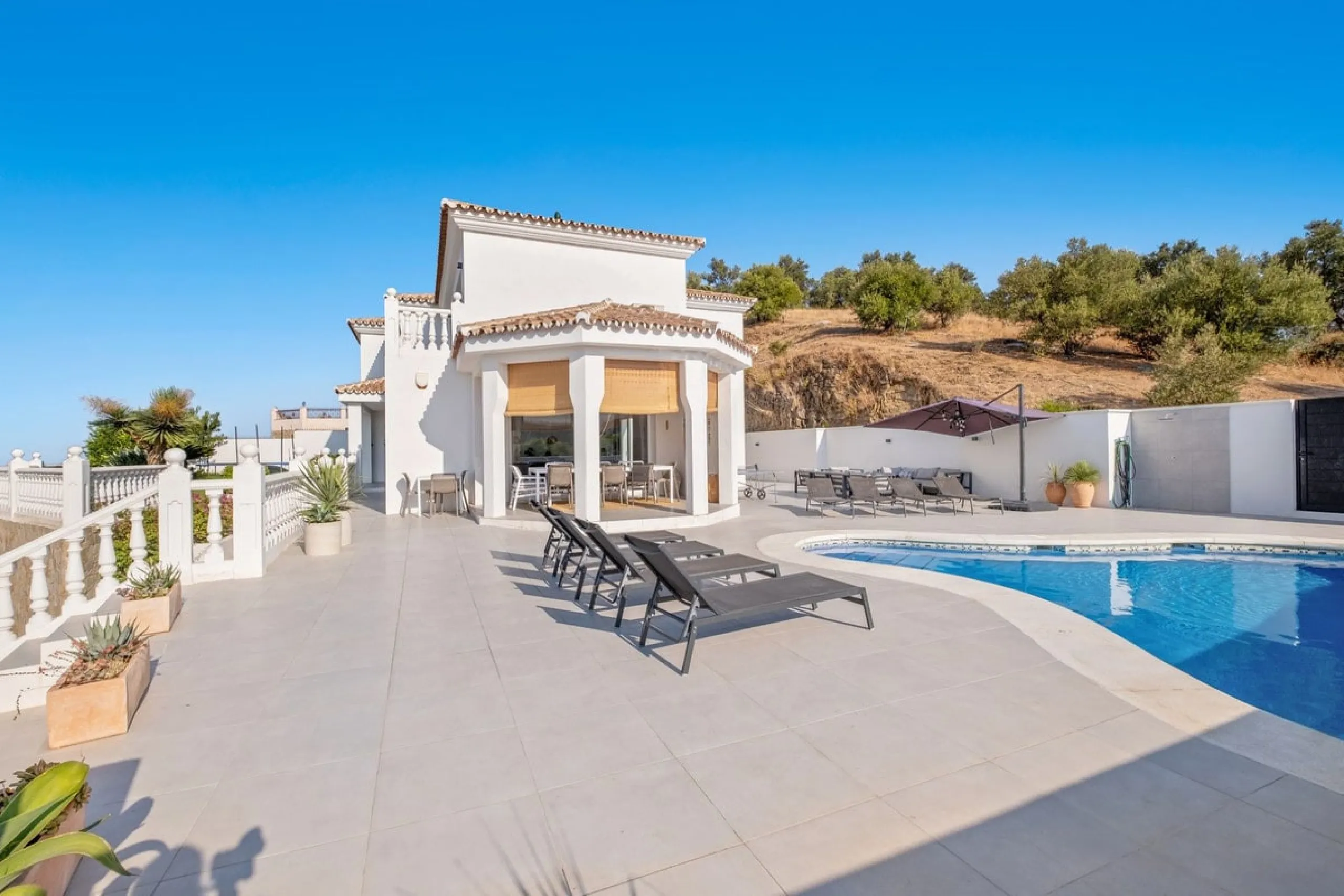 Luxury Villa with Panoramic Views, Private Pool & Proven Rental Returns