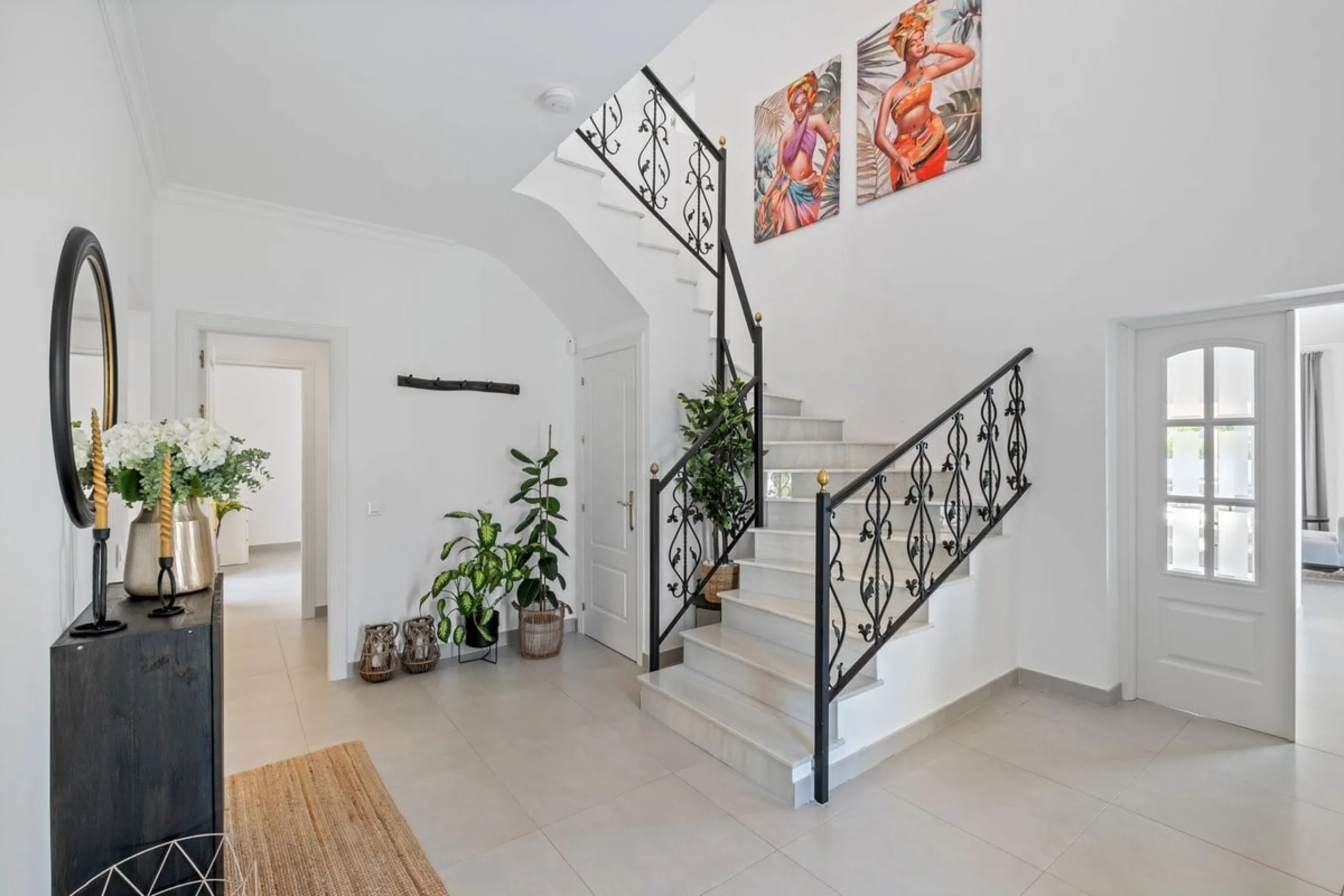 Luxury Villa with Panoramic Views, Private Pool & Proven Rental Returns